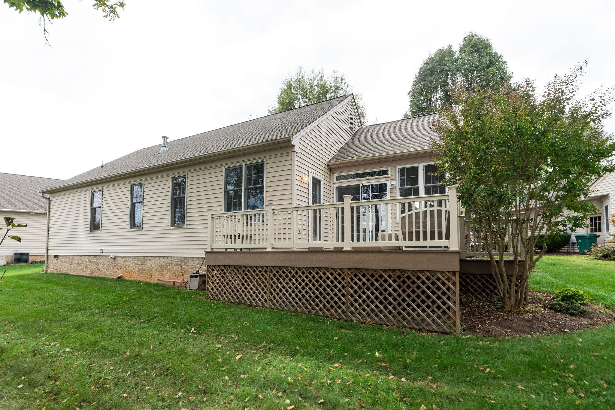 112 KINGS CT, WAYNESBORO, Virginia 22980, 2 Bedrooms Bedrooms, ,2 BathroomsBathrooms,Residential,112 KINGS CT,669895 MLS # 669895