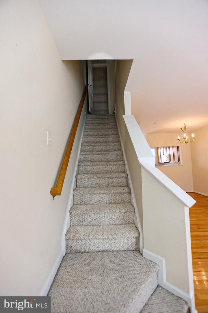 5818 COWLING CT, ALEXANDRIA, Virginia 22304, 3 Bedrooms Bedrooms, ,3 BathroomsBathrooms,Residential,For sale,5818 COWLING CT,VAAX2050722 MLS # VAAX2050722