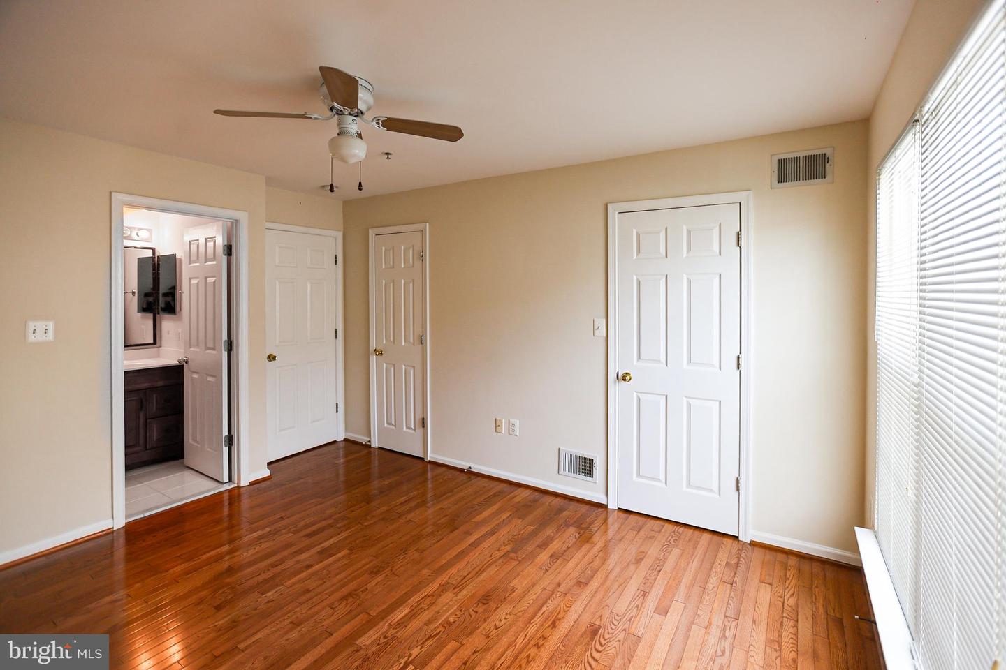 5818 COWLING CT, ALEXANDRIA, Virginia 22304, 3 Bedrooms Bedrooms, ,3 BathroomsBathrooms,Residential,For sale,5818 COWLING CT,VAAX2050722 MLS # VAAX2050722
