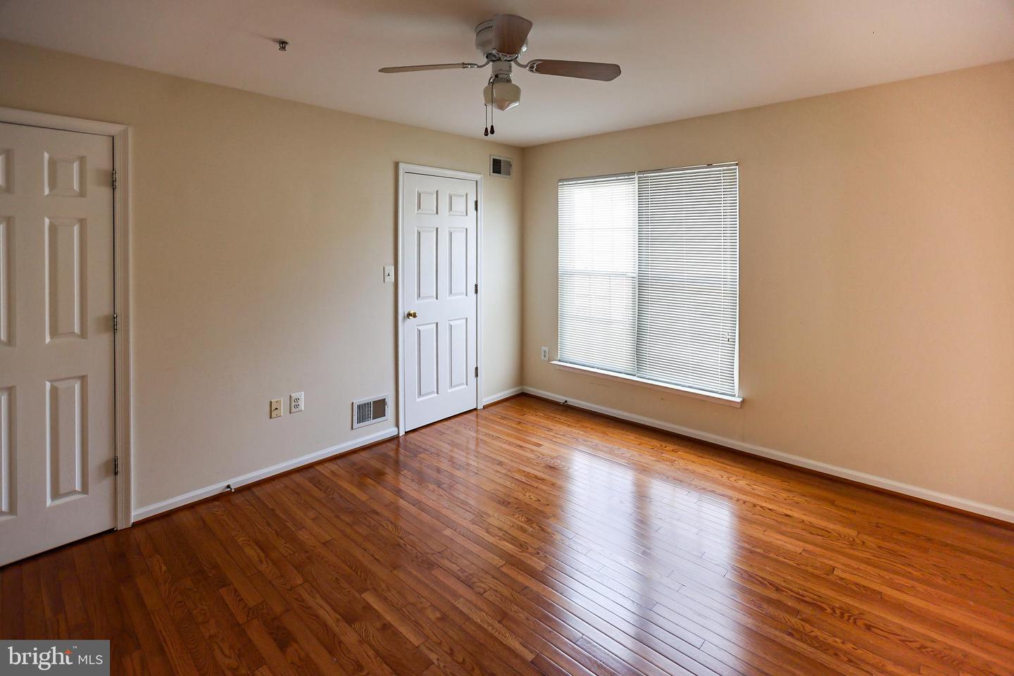 5818 COWLING CT, ALEXANDRIA, Virginia 22304, 3 Bedrooms Bedrooms, ,3 BathroomsBathrooms,Residential,For sale,5818 COWLING CT,VAAX2050722 MLS # VAAX2050722