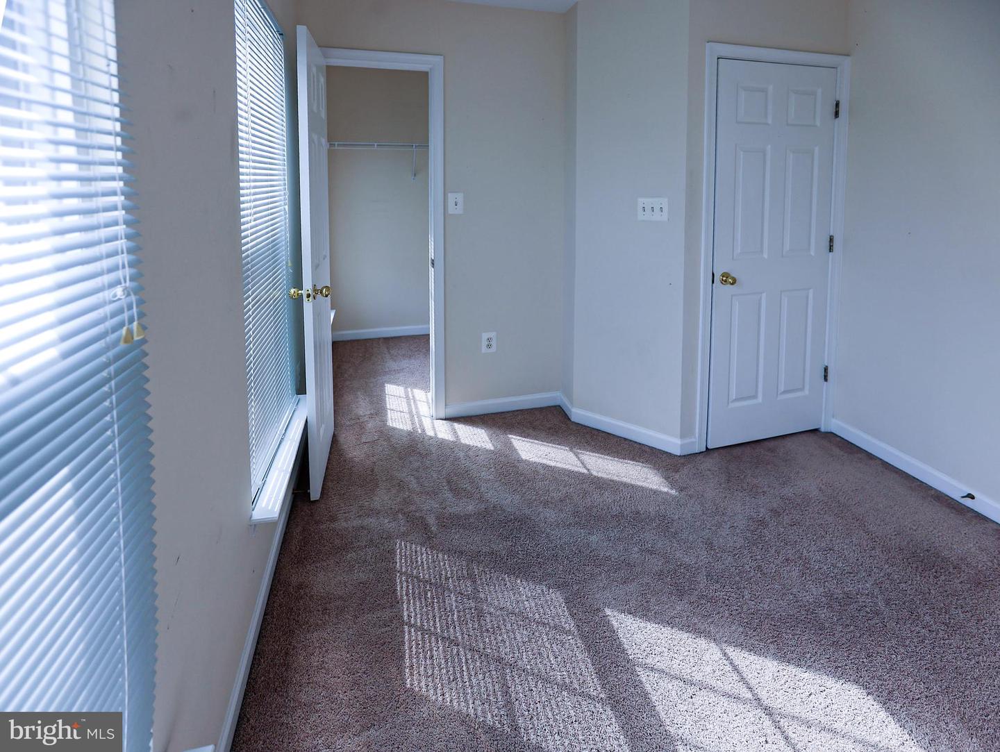 5818 COWLING CT, ALEXANDRIA, Virginia 22304, 3 Bedrooms Bedrooms, ,3 BathroomsBathrooms,Residential,For sale,5818 COWLING CT,VAAX2050722 MLS # VAAX2050722