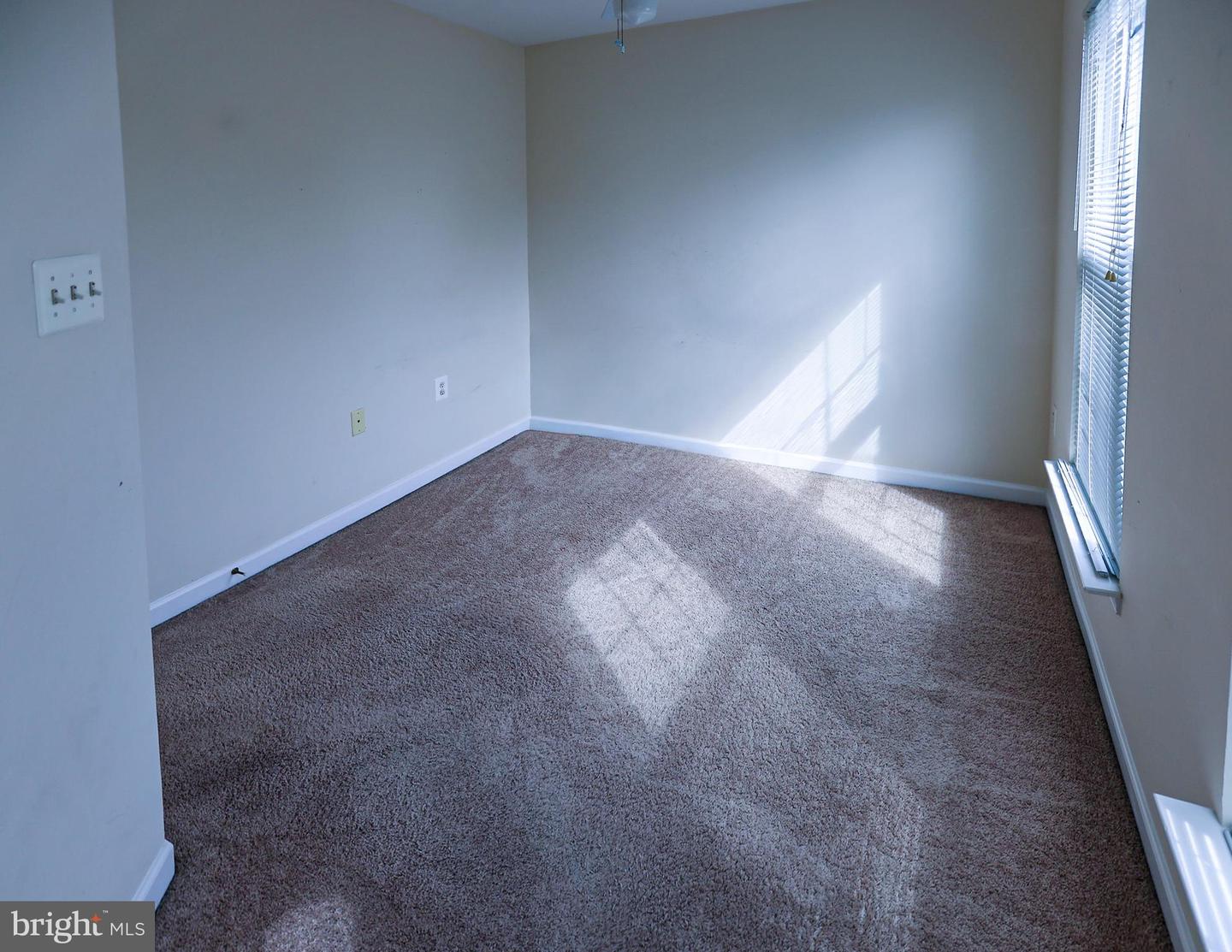 5818 COWLING CT, ALEXANDRIA, Virginia 22304, 3 Bedrooms Bedrooms, ,3 BathroomsBathrooms,Residential,For sale,5818 COWLING CT,VAAX2050722 MLS # VAAX2050722