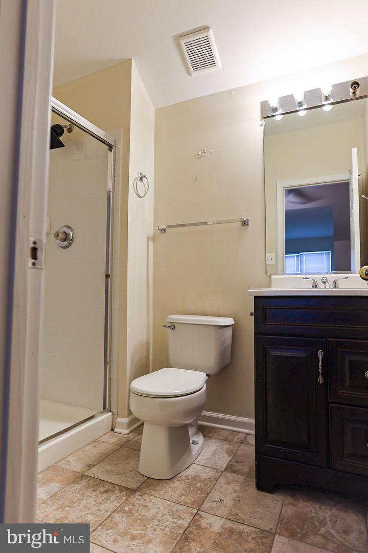 5818 COWLING CT, ALEXANDRIA, Virginia 22304, 3 Bedrooms Bedrooms, ,3 BathroomsBathrooms,Residential,For sale,5818 COWLING CT,VAAX2050722 MLS # VAAX2050722