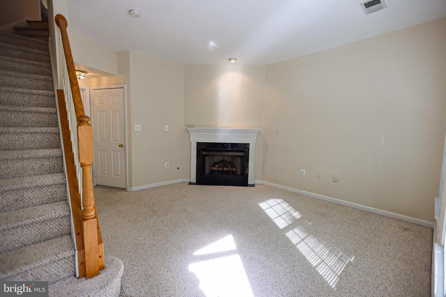 5818 COWLING CT, ALEXANDRIA, Virginia 22304, 3 Bedrooms Bedrooms, ,3 BathroomsBathrooms,Residential,For sale,5818 COWLING CT,VAAX2050722 MLS # VAAX2050722