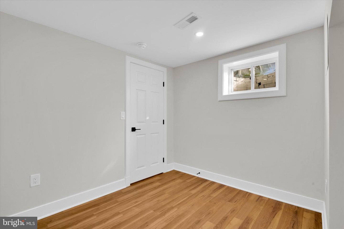 27 47TH ST SE, WASHINGTON, District Of Columbia 20019, 3 Bedrooms Bedrooms, ,2 BathroomsBathrooms,Residential,For sale,27 47TH ST SE,DCDC2226590 MLS # DCDC2226590