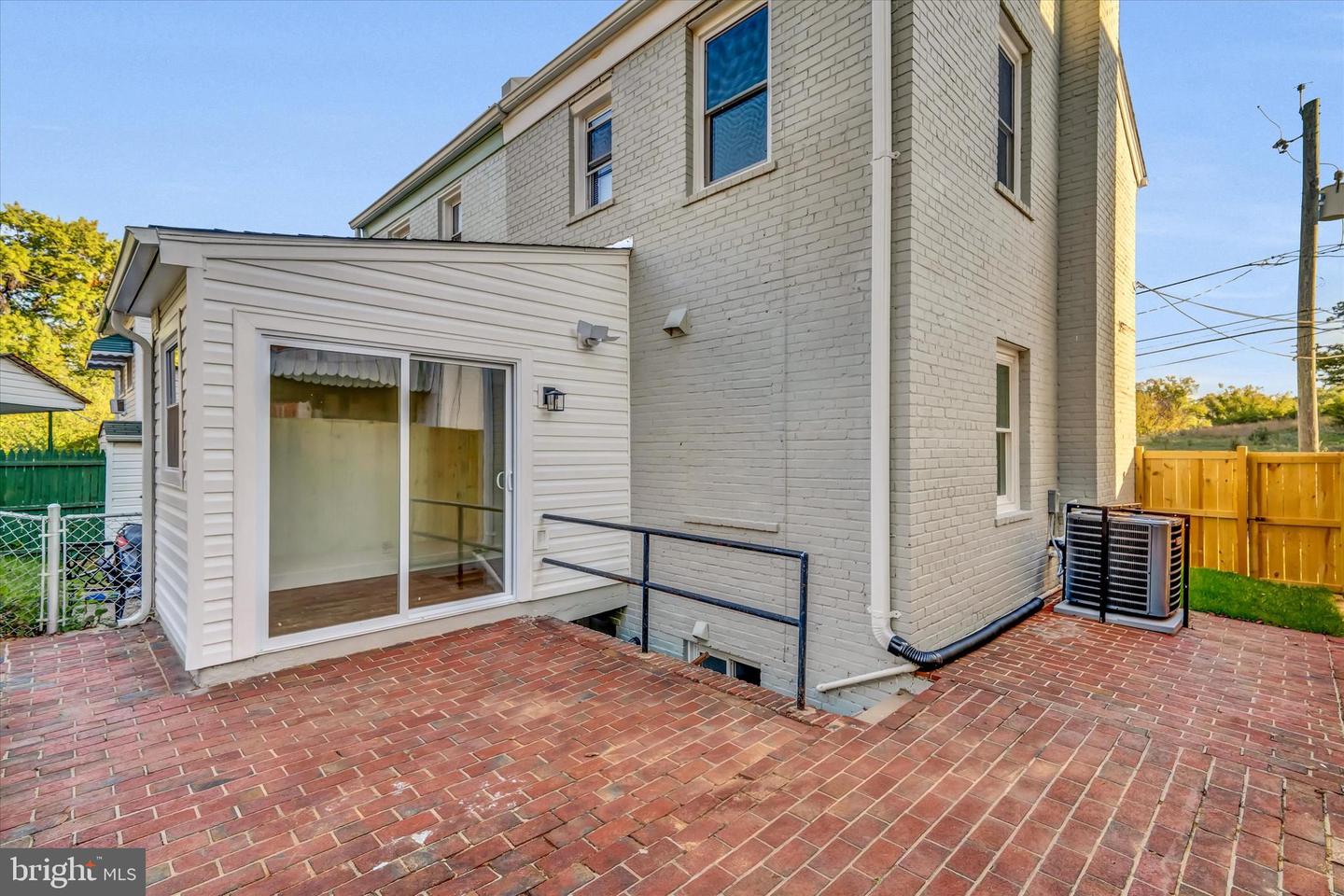 27 47TH ST SE, WASHINGTON, District Of Columbia 20019, 3 Bedrooms Bedrooms, ,2 BathroomsBathrooms,Residential,For sale,27 47TH ST SE,DCDC2226590 MLS # DCDC2226590