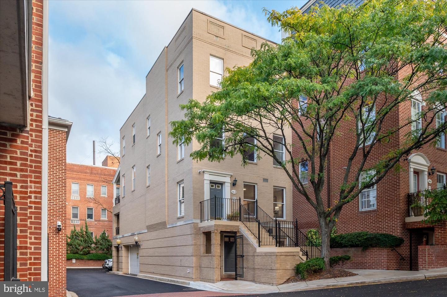 1913 KALORAMA PL NW #13, WASHINGTON, District Of Columbia 20009, 1 Bedroom Bedrooms, ,1 BathroomBathrooms,Residential,For sale,1913 KALORAMA PL NW #13,DCDC2205862 MLS # DCDC2205862