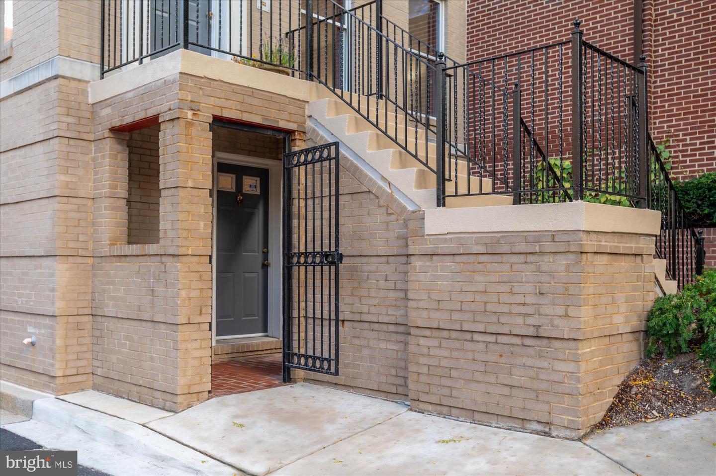 1913 KALORAMA PL NW #13, WASHINGTON, District Of Columbia 20009, 1 Bedroom Bedrooms, ,1 BathroomBathrooms,Residential,For sale,1913 KALORAMA PL NW #13,DCDC2205862 MLS # DCDC2205862