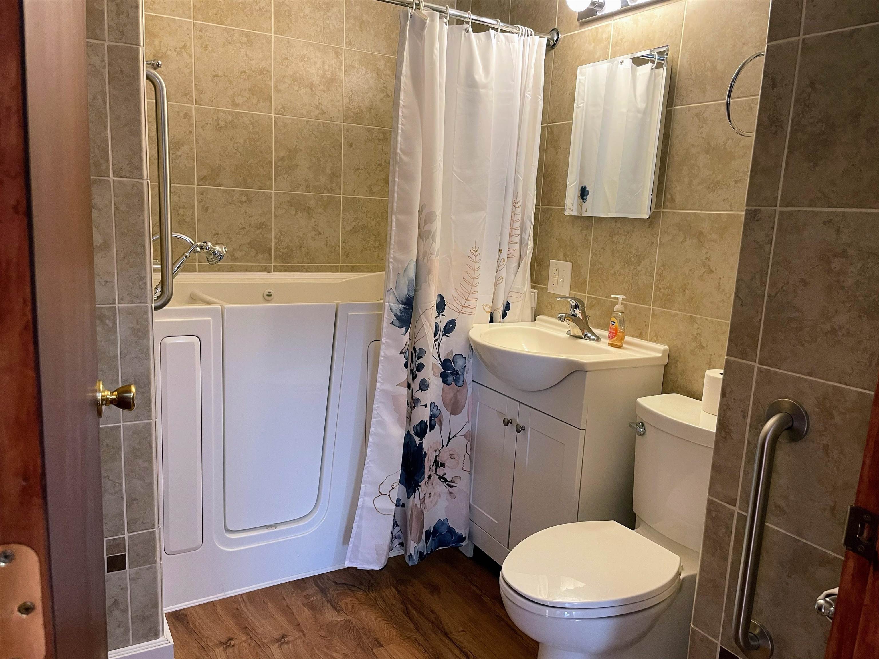 529 N AUGUSTA AVE, WAYNESBORO, Virginia 22980, 3 Bedrooms Bedrooms, ,1 BathroomBathrooms,Residential,Extra Lot Included!,529 N AUGUSTA AVE,669900 MLS # 669900