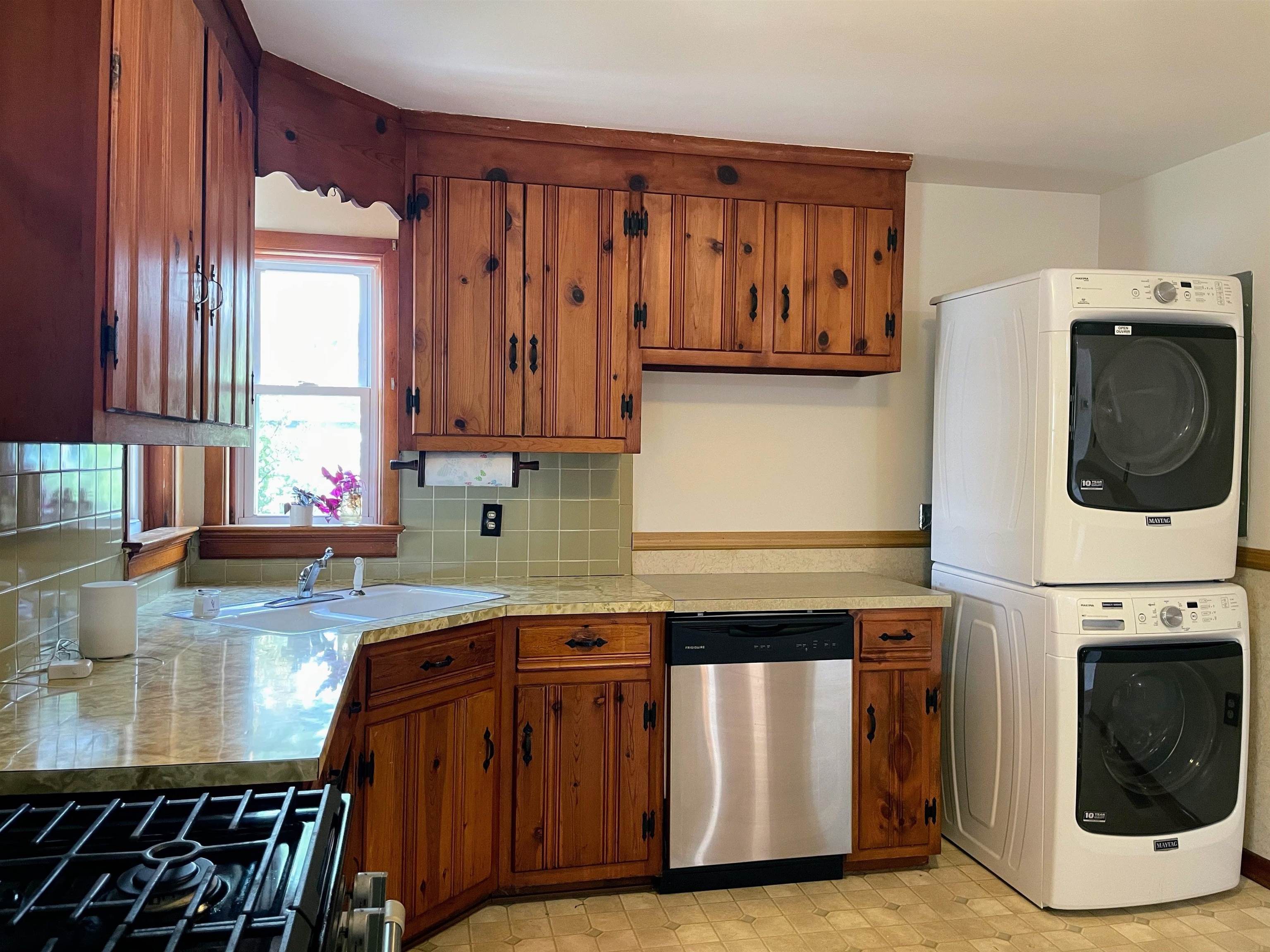 529 N AUGUSTA AVE, WAYNESBORO, Virginia 22980, 3 Bedrooms Bedrooms, ,1 BathroomBathrooms,Residential,Extra Lot Included!,529 N AUGUSTA AVE,669900 MLS # 669900