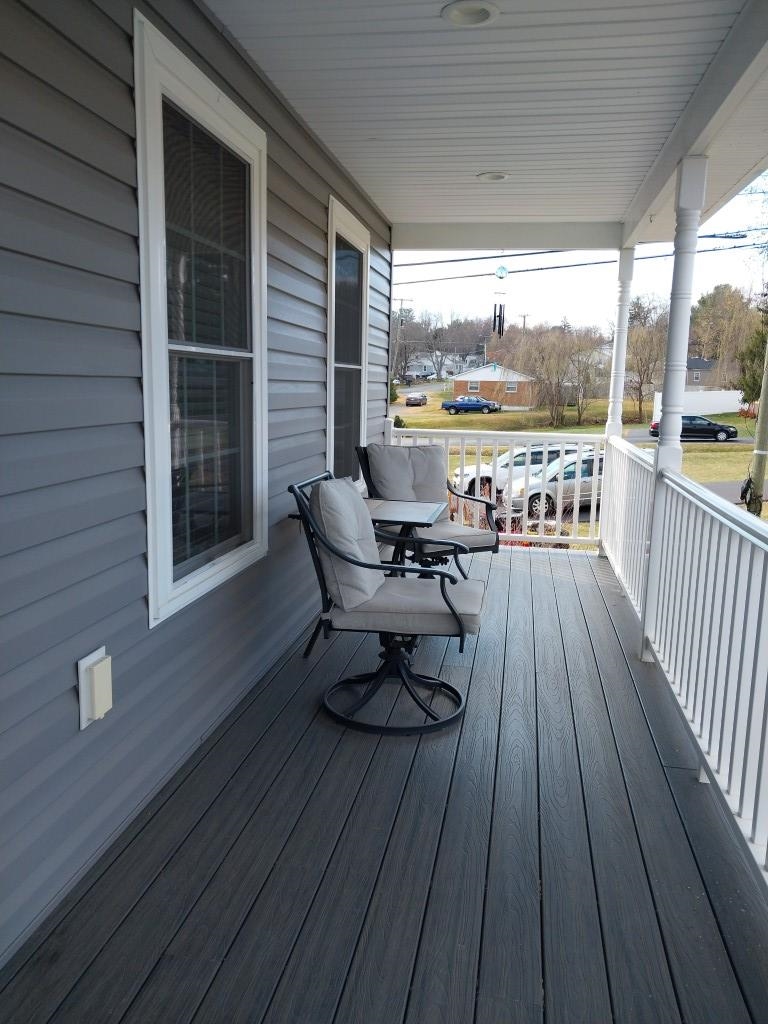 7 ROLLA MILL RD, VERONA, Virginia 24482, 4 Bedrooms Bedrooms, ,3 BathroomsBathrooms,Residential,7 ROLLA MILL RD,669901 MLS # 669901
