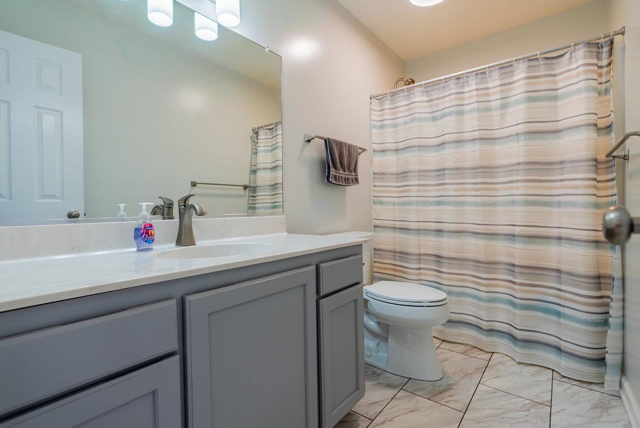 704 17TH ST, GROTTOES, Virginia 24441, 3 Bedrooms Bedrooms, ,2 BathroomsBathrooms,Residential,704 17TH ST,669902 MLS # 669902