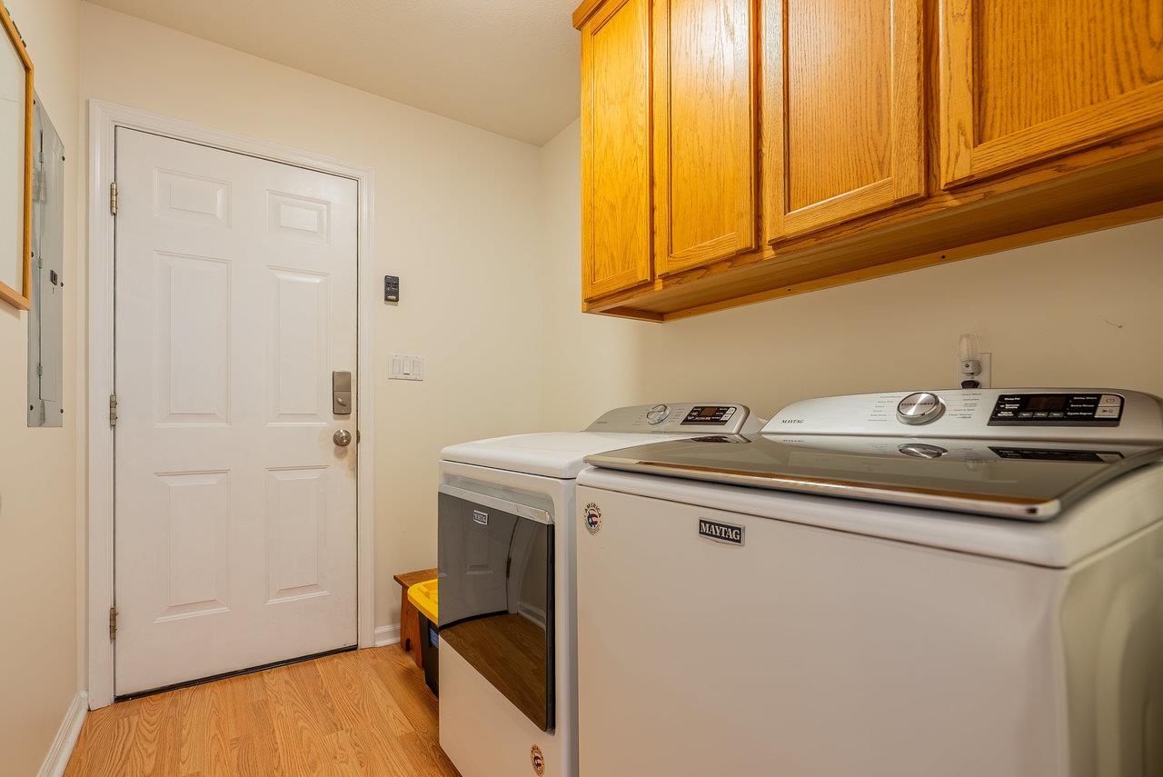 704 17TH ST, GROTTOES, Virginia 24441, 3 Bedrooms Bedrooms, ,2 BathroomsBathrooms,Residential,704 17TH ST,669902 MLS # 669902