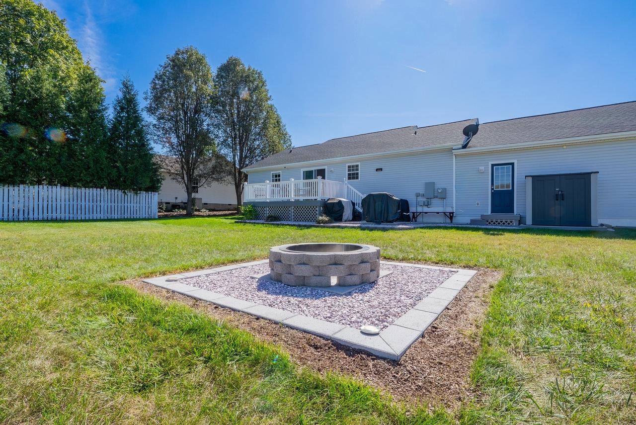 704 17TH ST, GROTTOES, Virginia 24441, 3 Bedrooms Bedrooms, ,2 BathroomsBathrooms,Residential,704 17TH ST,669902 MLS # 669902