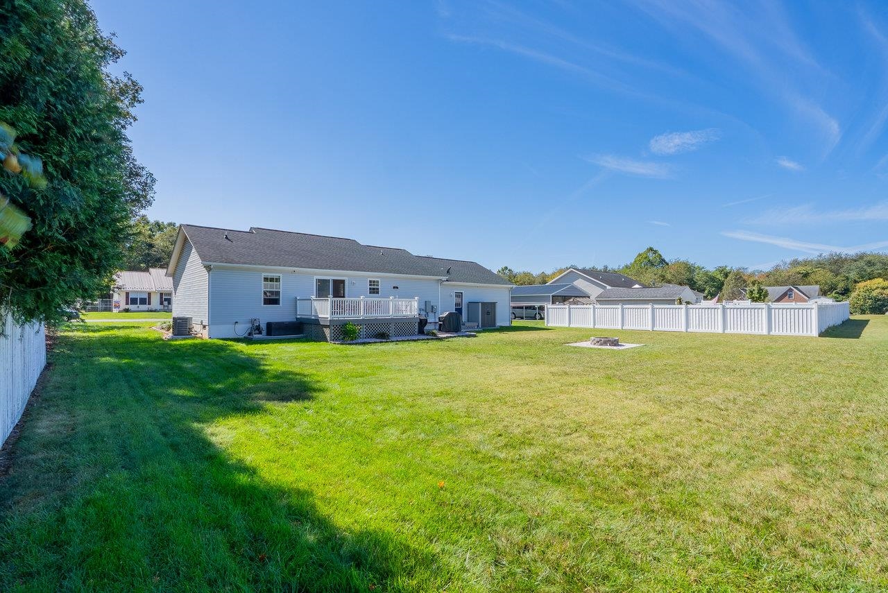 704 17TH ST, GROTTOES, Virginia 24441, 3 Bedrooms Bedrooms, ,2 BathroomsBathrooms,Residential,704 17TH ST,669902 MLS # 669902