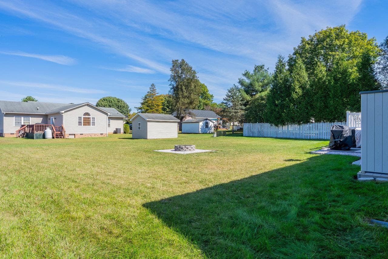 704 17TH ST, GROTTOES, Virginia 24441, 3 Bedrooms Bedrooms, ,2 BathroomsBathrooms,Residential,704 17TH ST,669902 MLS # 669902