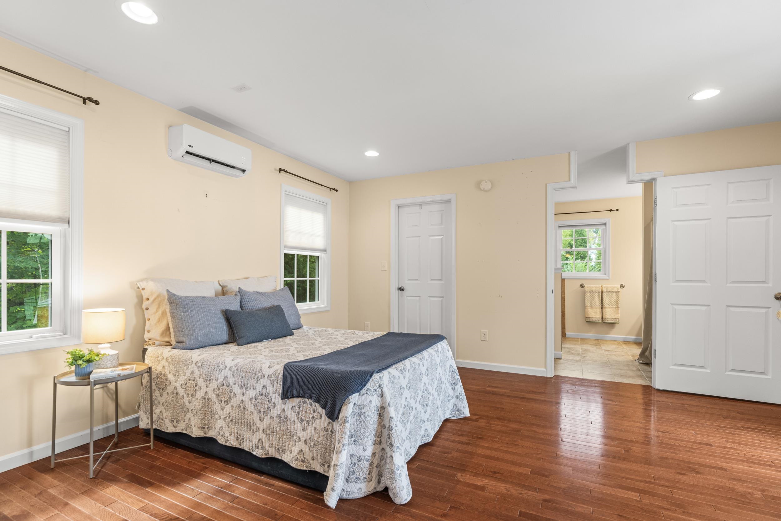 407 CROMPTON RD, WAYNESBORO, Virginia 22980, 5 Bedrooms Bedrooms, ,3 BathroomsBathrooms,Residential,407 CROMPTON RD,669904 MLS # 669904
