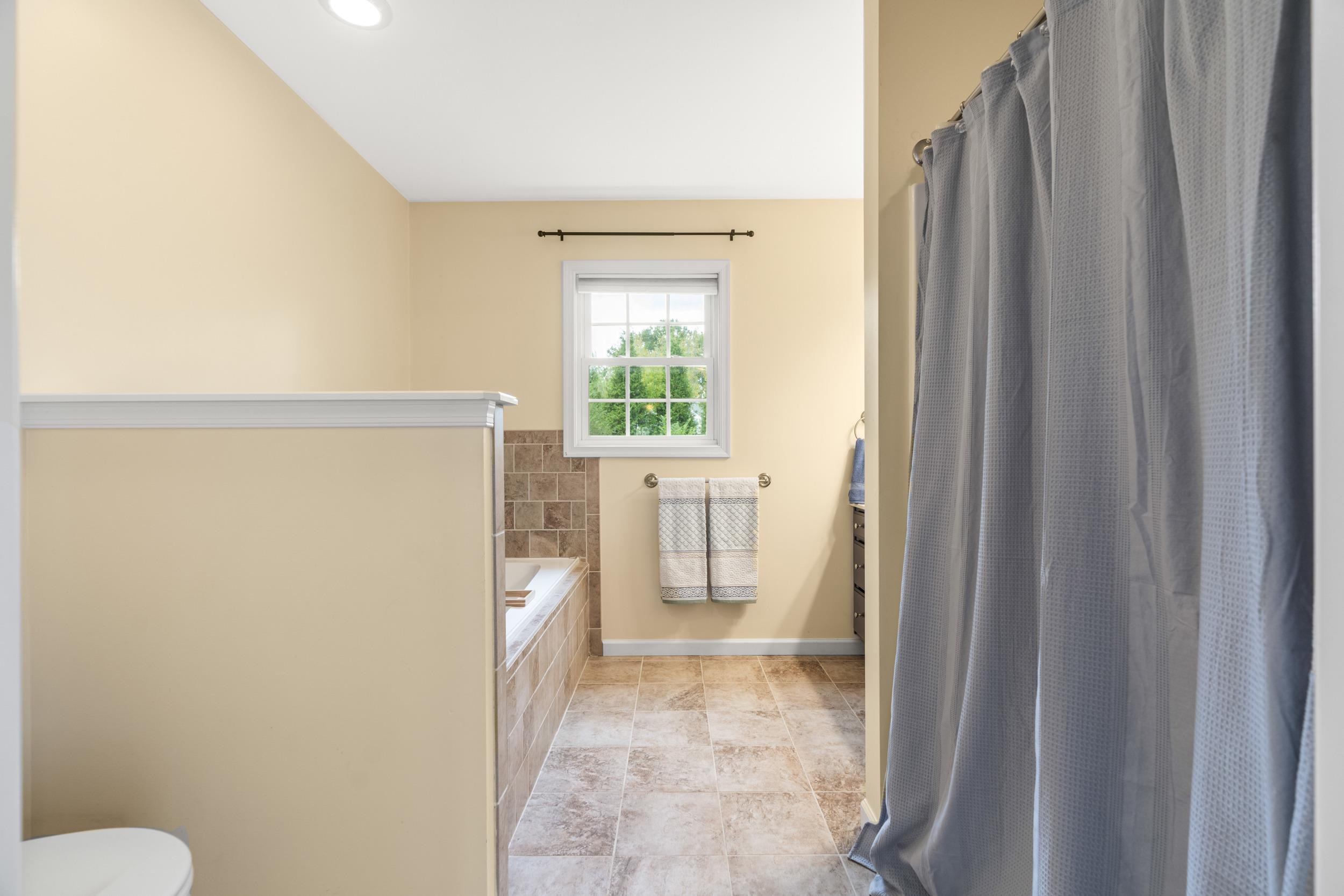 407 CROMPTON RD, WAYNESBORO, Virginia 22980, 5 Bedrooms Bedrooms, ,3 BathroomsBathrooms,Residential,407 CROMPTON RD,669904 MLS # 669904