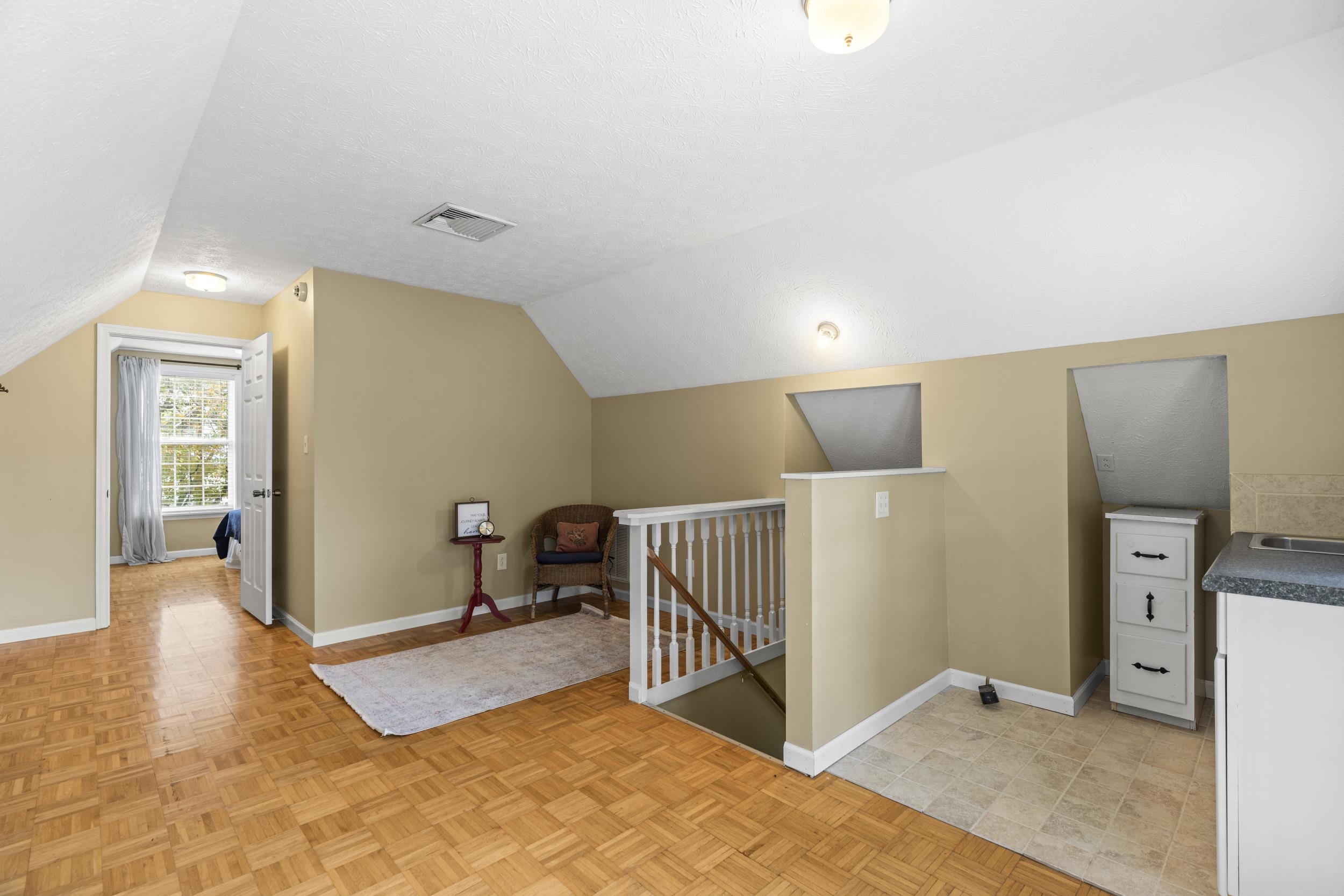 407 CROMPTON RD, WAYNESBORO, Virginia 22980, 5 Bedrooms Bedrooms, ,3 BathroomsBathrooms,Residential,407 CROMPTON RD,669904 MLS # 669904