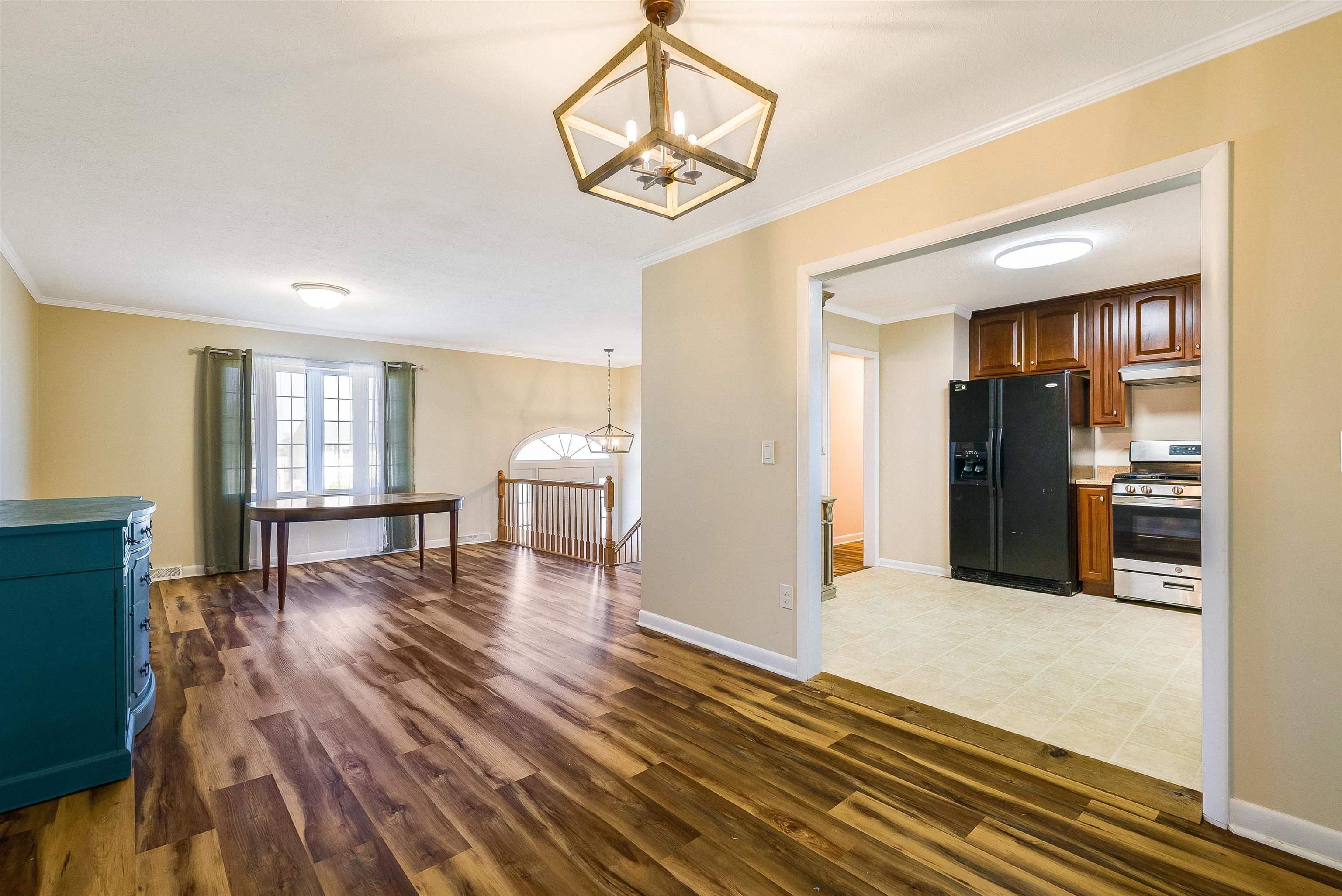 170 MORNINGSIDE DR, BROADWAY, Virginia 22815, 5 Bedrooms Bedrooms, ,2 BathroomsBathrooms,Residential,170 MORNINGSIDE DR,669913 MLS # 669913