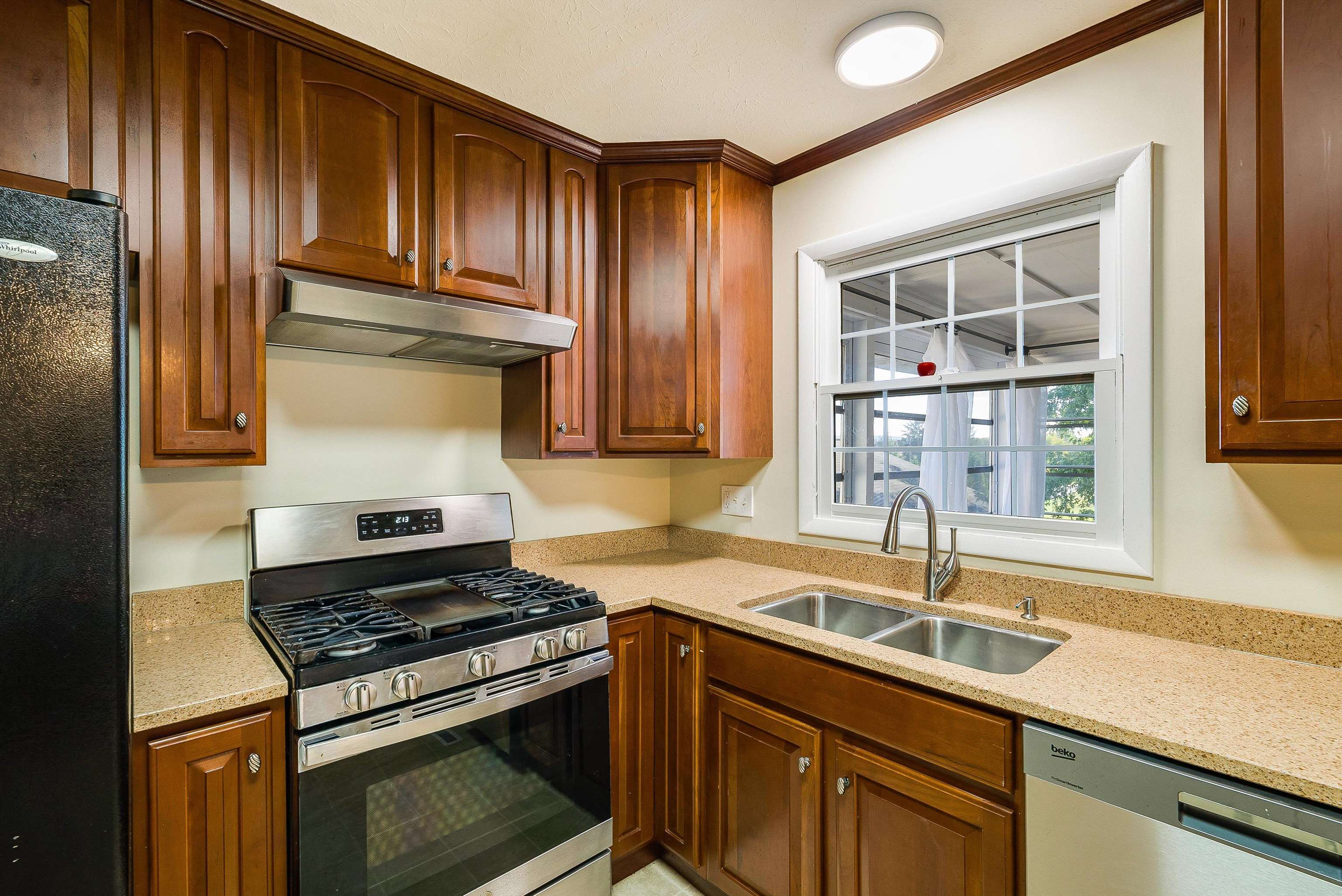 170 MORNINGSIDE DR, BROADWAY, Virginia 22815, 5 Bedrooms Bedrooms, ,2 BathroomsBathrooms,Residential,170 MORNINGSIDE DR,669913 MLS # 669913