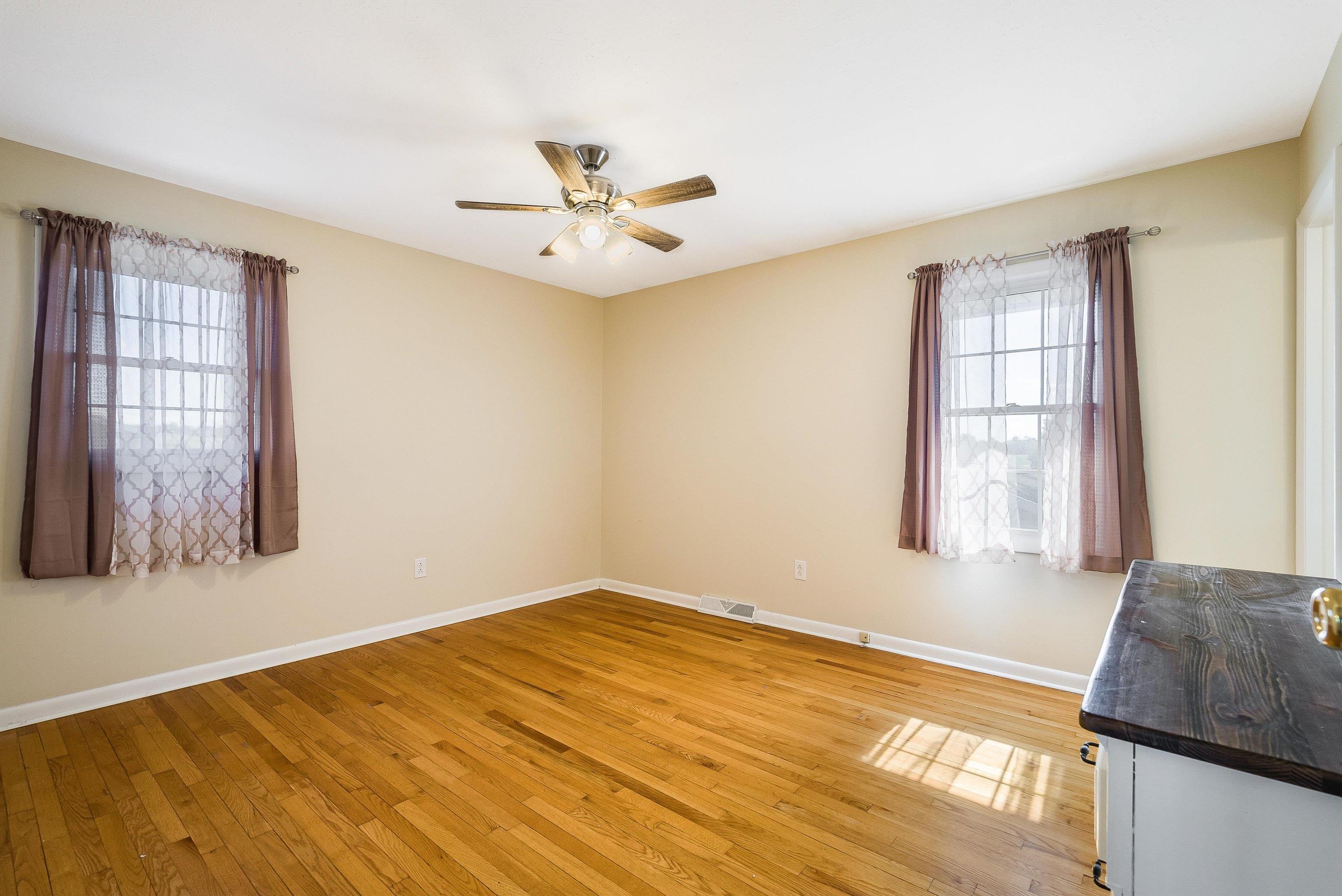 170 MORNINGSIDE DR, BROADWAY, Virginia 22815, 5 Bedrooms Bedrooms, ,2 BathroomsBathrooms,Residential,170 MORNINGSIDE DR,669913 MLS # 669913