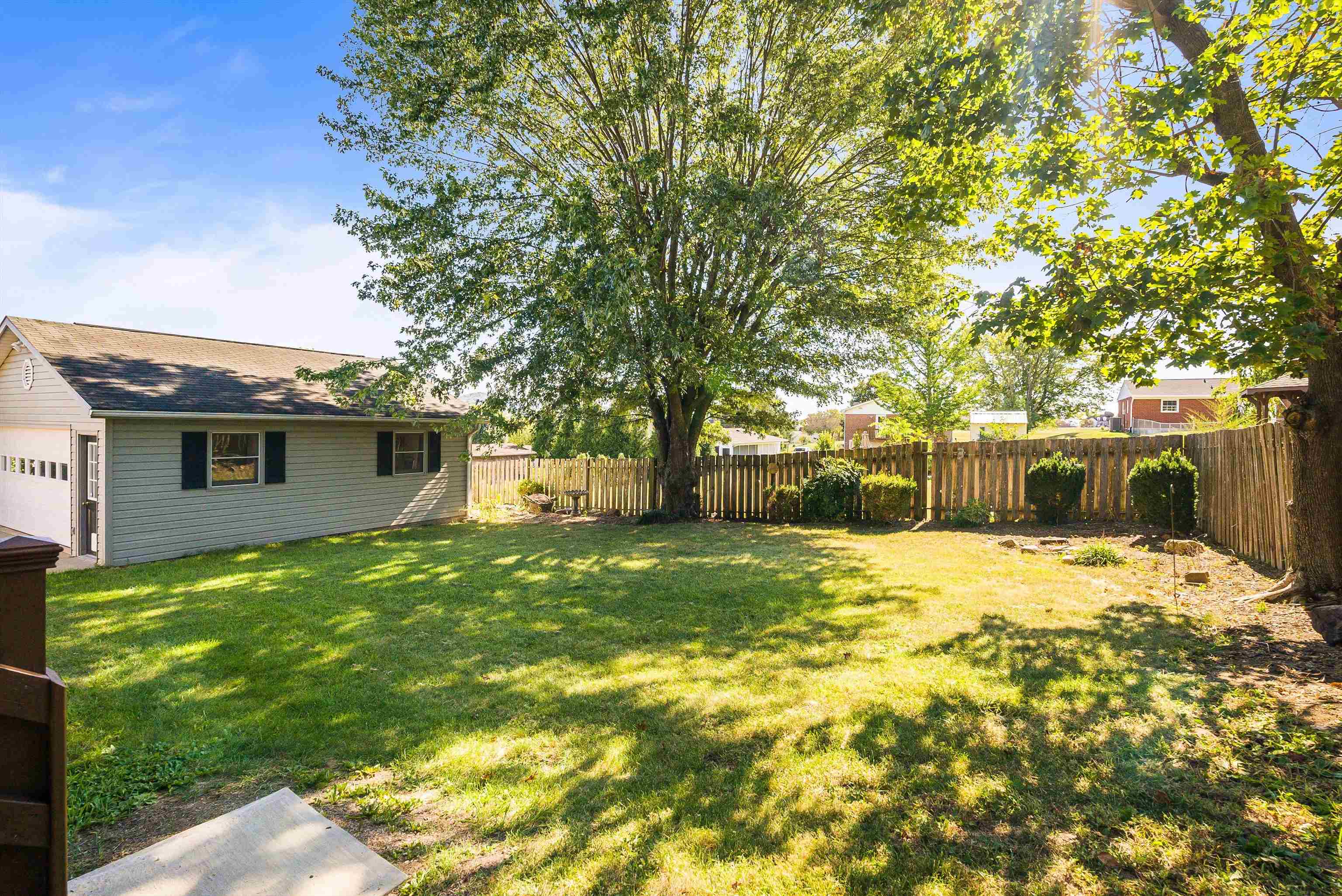 170 MORNINGSIDE DR, BROADWAY, Virginia 22815, 5 Bedrooms Bedrooms, ,2 BathroomsBathrooms,Residential,170 MORNINGSIDE DR,669913 MLS # 669913