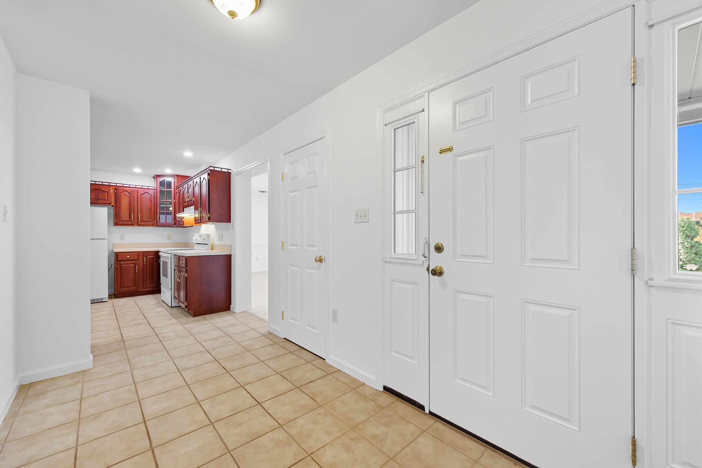107 SHENELL DR, MOUNT JACKSON, Virginia 22842, 3 Bedrooms Bedrooms, ,2 BathroomsBathrooms,Residential,107 SHENELL DR,669916 MLS # 669916