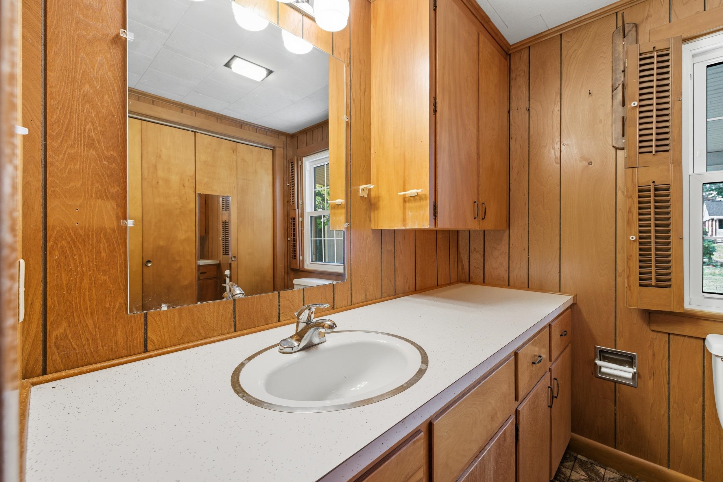 403 LEE AVE, ELKTON, Virginia 22827, 3 Bedrooms Bedrooms, ,1 BathroomBathrooms,Residential,403 LEE AVE,669925 MLS # 669925