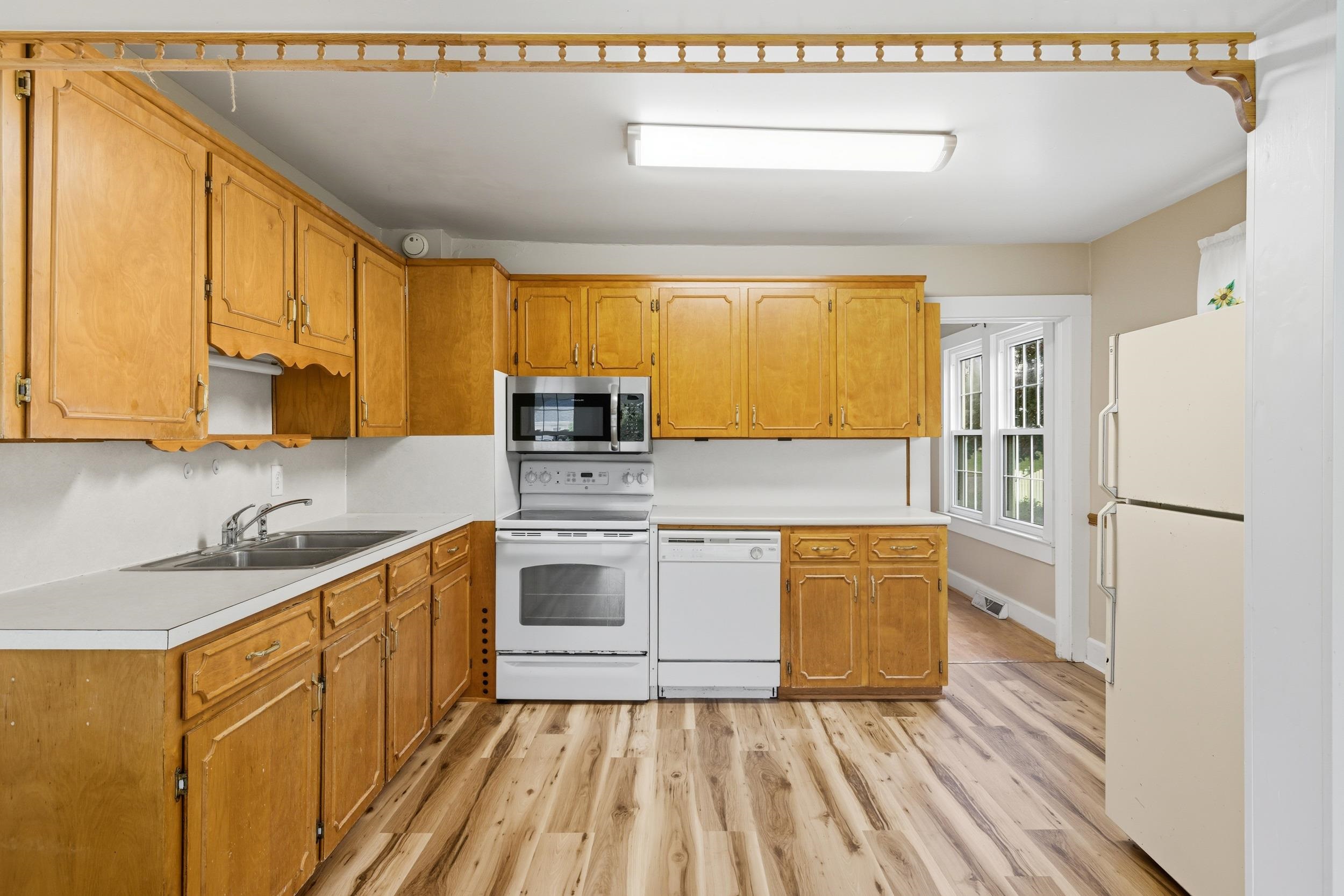 403 LEE AVE, ELKTON, Virginia 22827, 3 Bedrooms Bedrooms, ,1 BathroomBathrooms,Residential,403 LEE AVE,669925 MLS # 669925