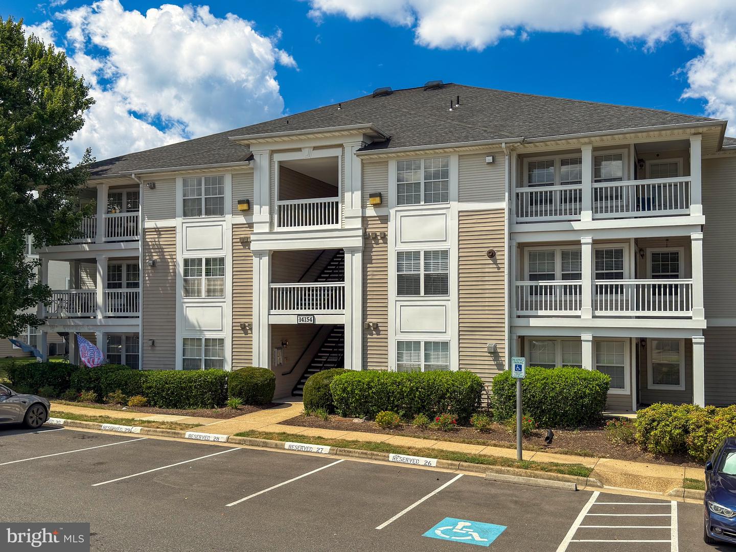 14154 CUDDY LOOP #102, WOODBRIDGE, Virginia 22193, 3 Bedrooms Bedrooms, ,2 BathroomsBathrooms,Residential,For sale,14154 CUDDY LOOP #102,VAPW2100388 MLS # VAPW2100388