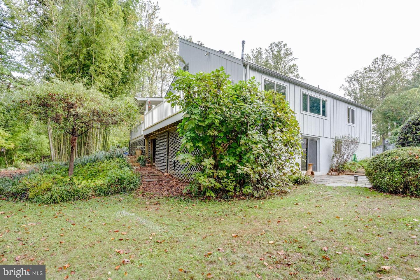 5502 SADDLEBROOK CT, BURKE, Virginia 22015, 5 Bedrooms Bedrooms, ,2 BathroomsBathrooms,Residential,For sale,5502 SADDLEBROOK CT,VAFX2260588 MLS # VAFX2260588