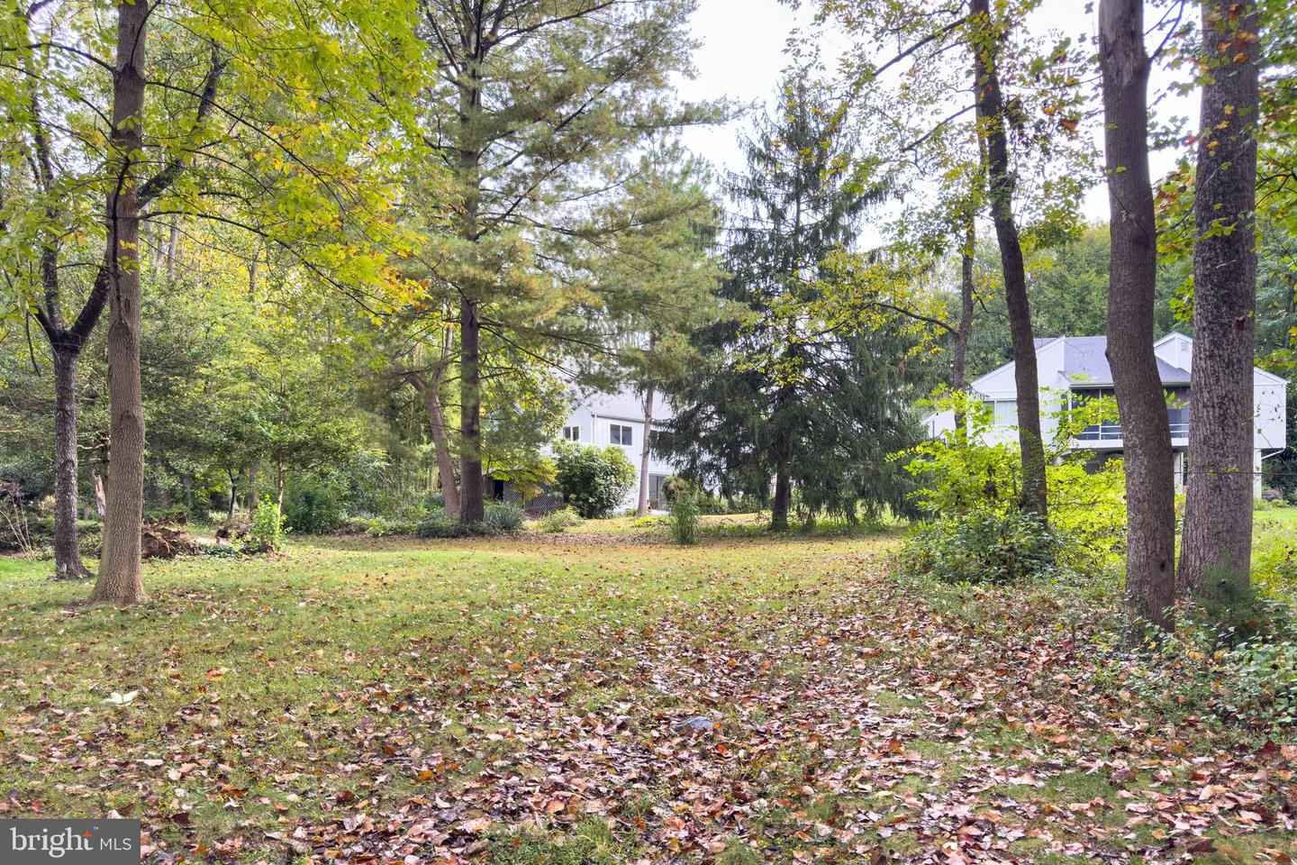 5502 SADDLEBROOK CT, BURKE, Virginia 22015, 5 Bedrooms Bedrooms, ,2 BathroomsBathrooms,Residential,For sale,5502 SADDLEBROOK CT,VAFX2260588 MLS # VAFX2260588