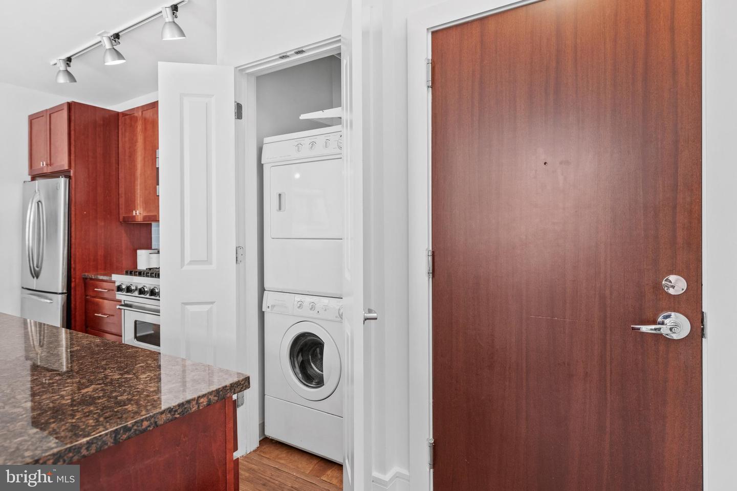 1654 EUCLID ST NW #204, WASHINGTON, District Of Columbia 20009, 2 Bedrooms Bedrooms, ,2 BathroomsBathrooms,Residential,For sale,1654 EUCLID ST NW #204,DCDC2215050 MLS # DCDC2215050