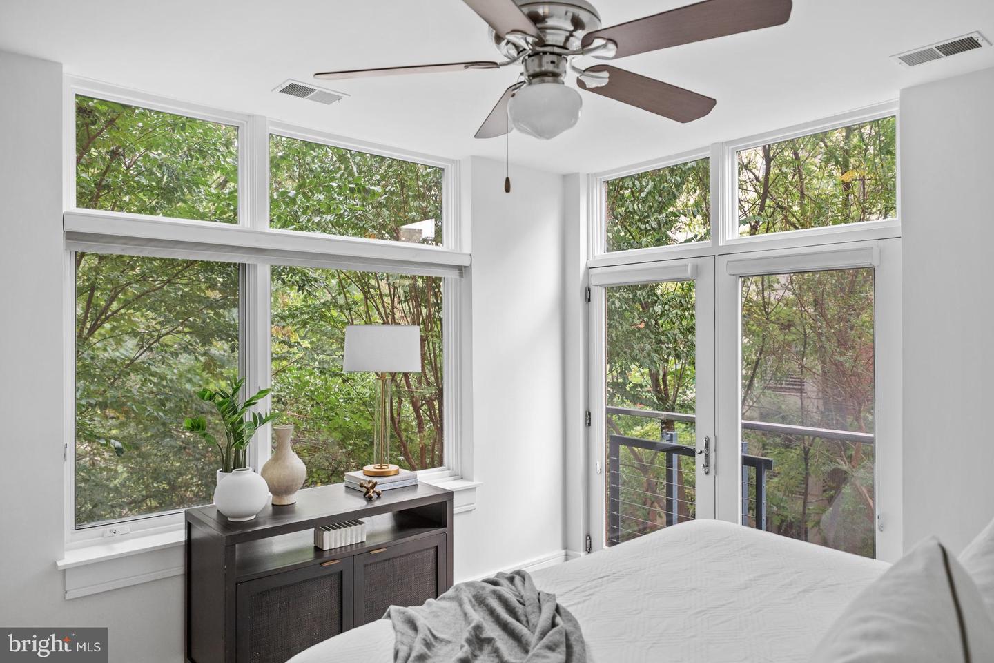 1654 EUCLID ST NW #204, WASHINGTON, District Of Columbia 20009, 2 Bedrooms Bedrooms, ,2 BathroomsBathrooms,Residential,For sale,1654 EUCLID ST NW #204,DCDC2215050 MLS # DCDC2215050