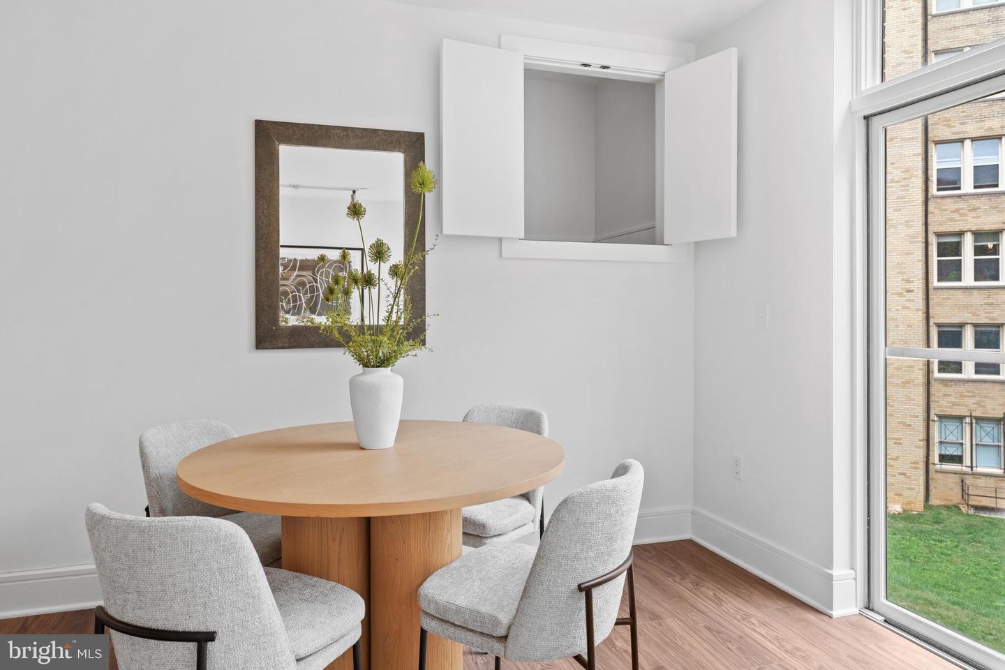 1654 EUCLID ST NW #204, WASHINGTON, District Of Columbia 20009, 2 Bedrooms Bedrooms, ,2 BathroomsBathrooms,Residential,For sale,1654 EUCLID ST NW #204,DCDC2215050 MLS # DCDC2215050