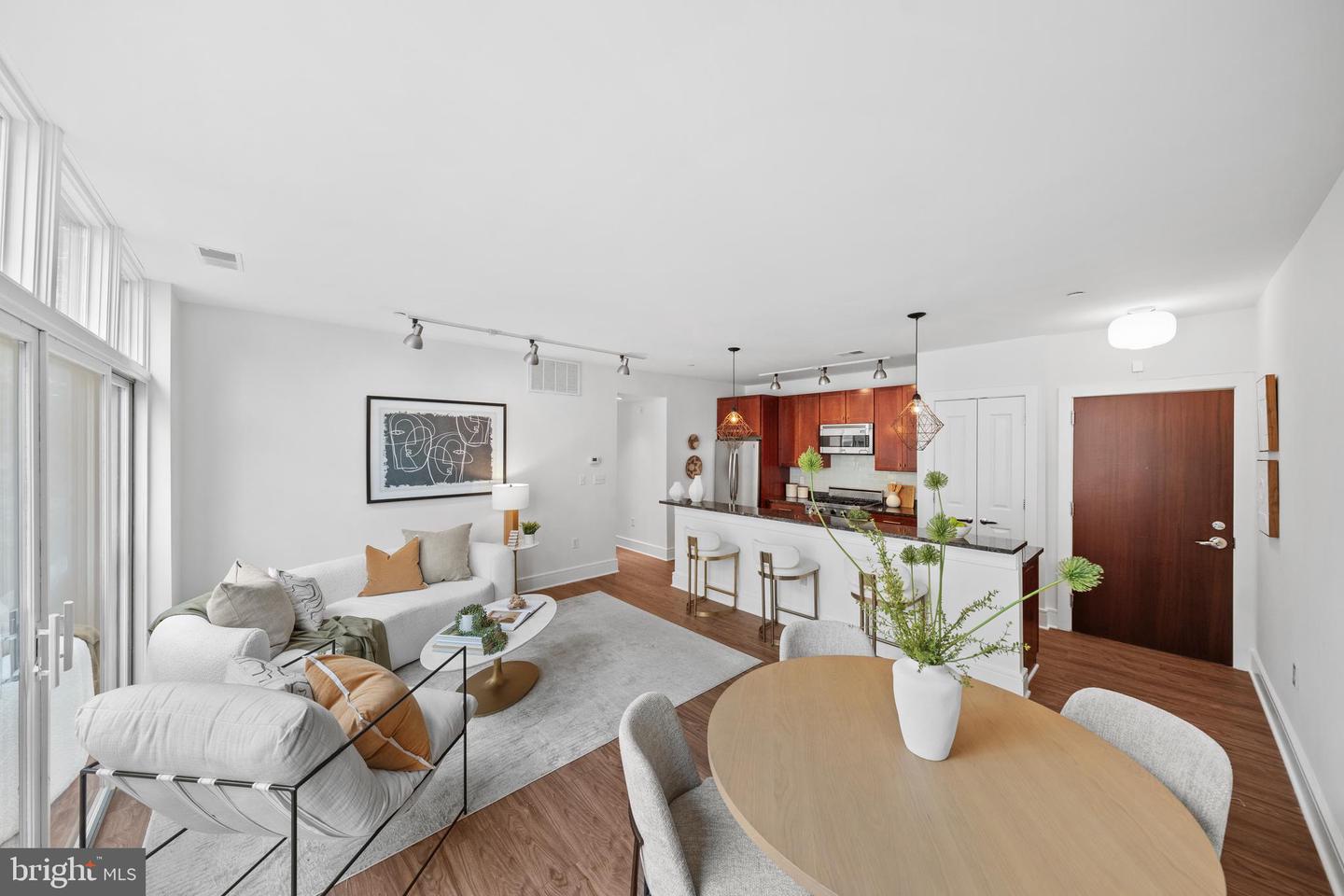 1654 EUCLID ST NW #204, WASHINGTON, District Of Columbia 20009, 2 Bedrooms Bedrooms, ,2 BathroomsBathrooms,Residential,For sale,1654 EUCLID ST NW #204,DCDC2215050 MLS # DCDC2215050