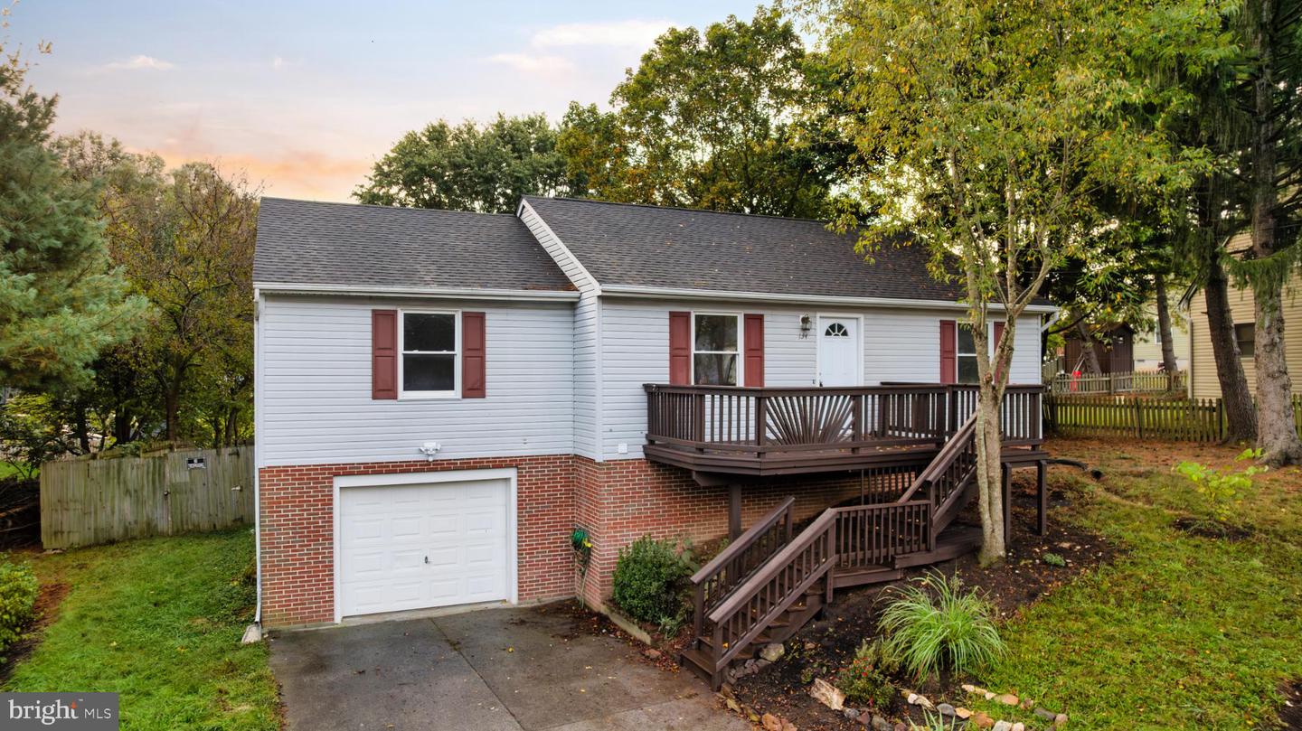 134 CARDINAL LN, WINCHESTER, Virginia 22602, 3 Bedrooms Bedrooms, 6 Rooms Rooms,3 BathroomsBathrooms,Residential,For sale,134 CARDINAL LN,VAFV2036396 MLS # VAFV2036396
