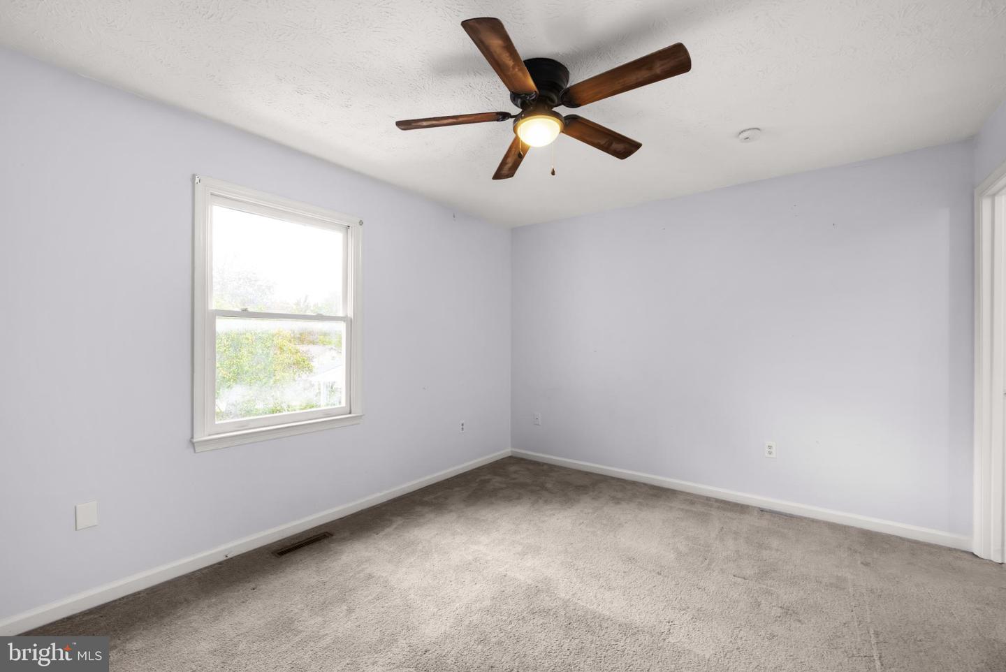 134 CARDINAL LN, WINCHESTER, Virginia 22602, 3 Bedrooms Bedrooms, 6 Rooms Rooms,3 BathroomsBathrooms,Residential,For sale,134 CARDINAL LN,VAFV2036396 MLS # VAFV2036396