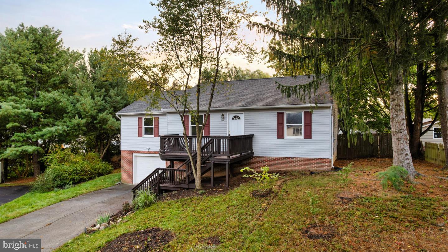 134 CARDINAL LN, WINCHESTER, Virginia 22602, 3 Bedrooms Bedrooms, 6 Rooms Rooms,3 BathroomsBathrooms,Residential,For sale,134 CARDINAL LN,VAFV2036396 MLS # VAFV2036396