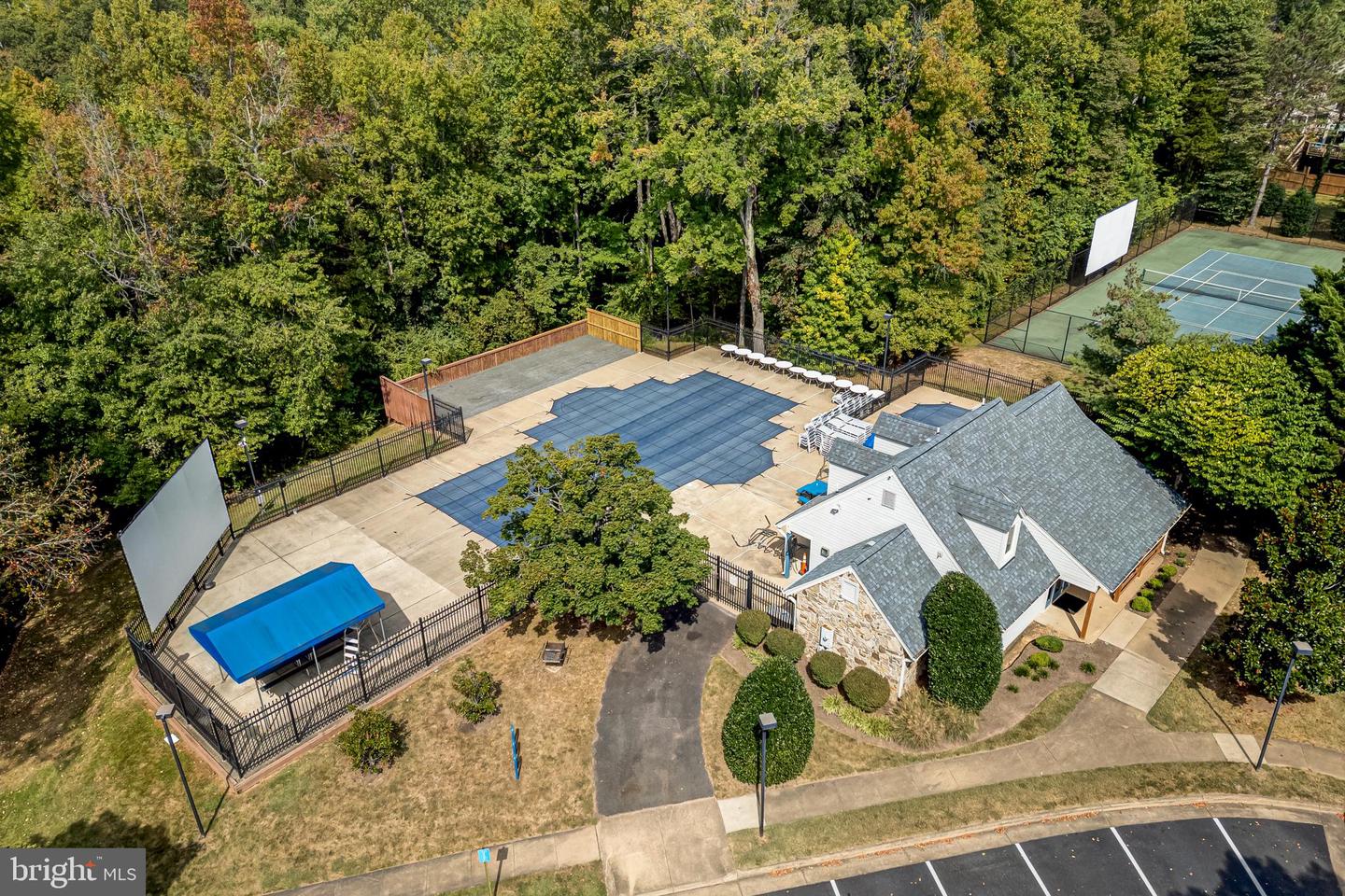13561 RUDDY DUCK RD, CLIFTON, Virginia 20124, 2 Bedrooms Bedrooms, ,2 BathroomsBathrooms,Residential,For sale,13561 RUDDY DUCK RD,VAFX2267914 MLS # VAFX2267914
