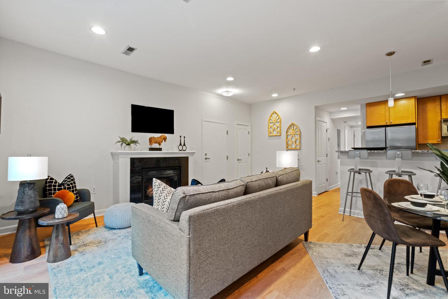 1421 CHAPIN ST NW #102, WASHINGTON, District Of Columbia 20009, 3 Bedrooms Bedrooms, ,3 BathroomsBathrooms,Residential,For sale,1421 CHAPIN ST NW #102,DCDC2223222 MLS # DCDC2223222