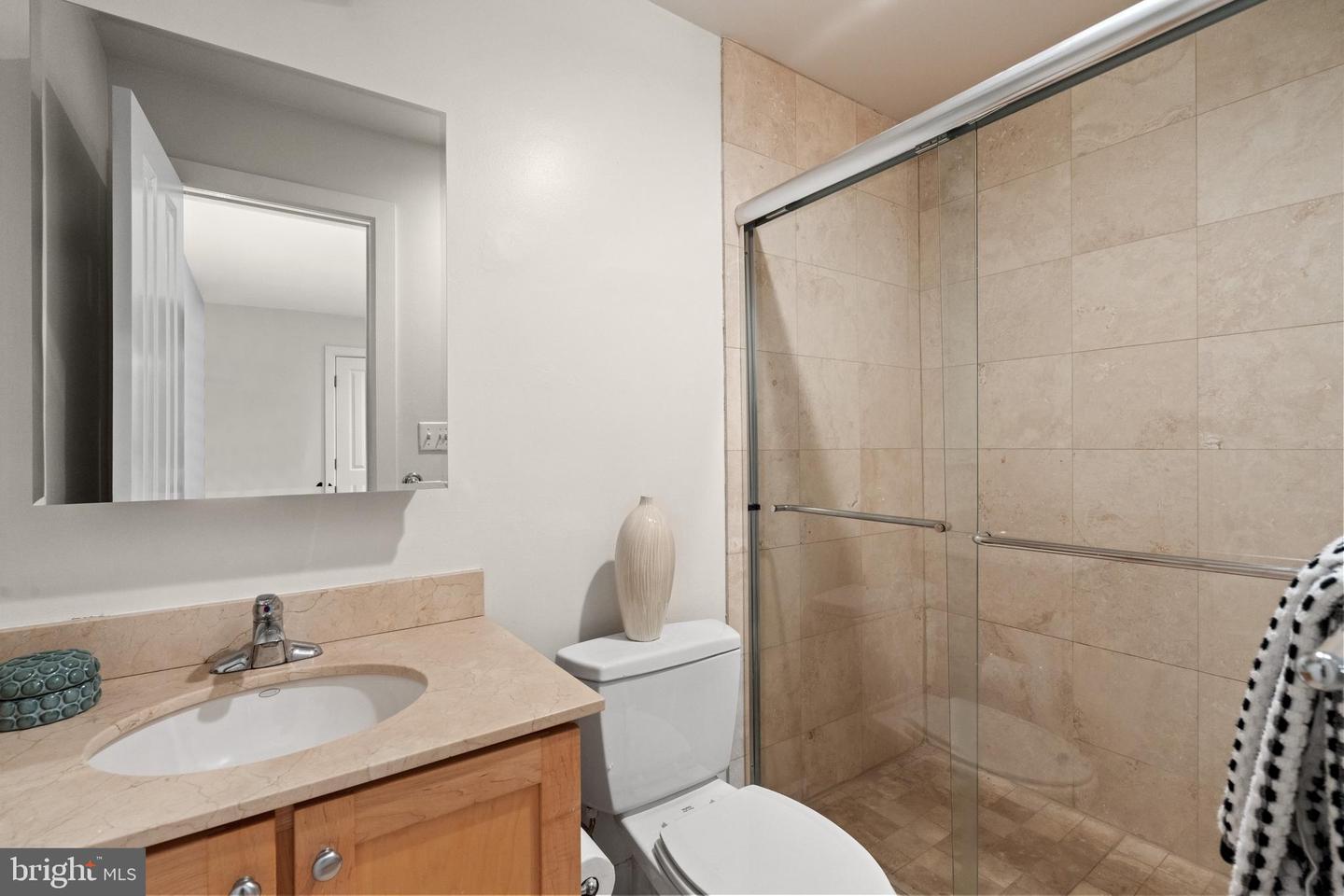 1421 CHAPIN ST NW #102, WASHINGTON, District Of Columbia 20009, 3 Bedrooms Bedrooms, ,3 BathroomsBathrooms,Residential,For sale,1421 CHAPIN ST NW #102,DCDC2223222 MLS # DCDC2223222