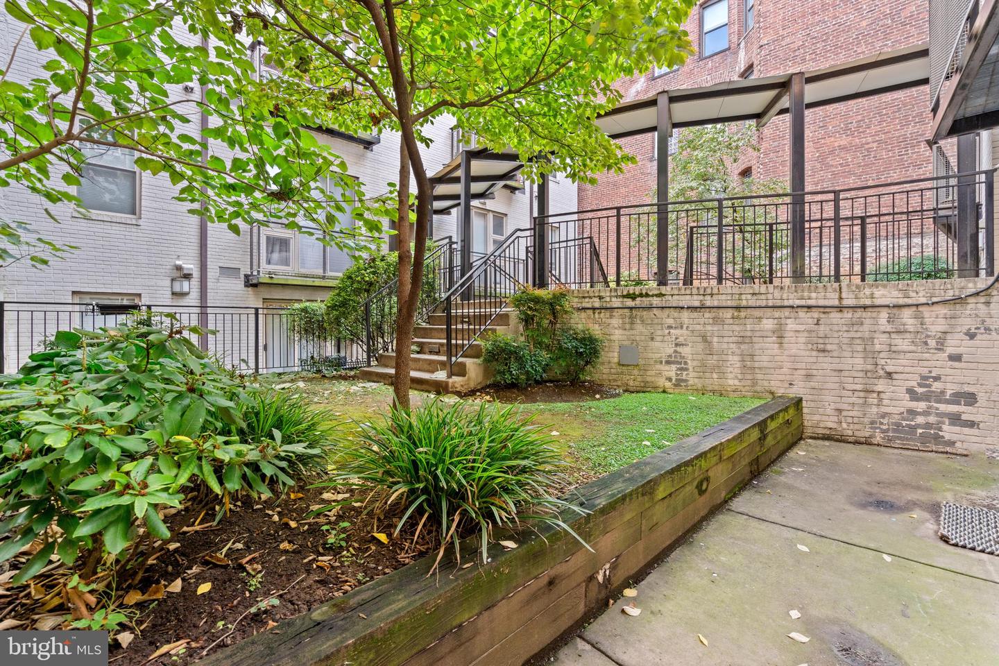 1421 CHAPIN ST NW #102, WASHINGTON, District Of Columbia 20009, 3 Bedrooms Bedrooms, ,3 BathroomsBathrooms,Residential,For sale,1421 CHAPIN ST NW #102,DCDC2223222 MLS # DCDC2223222