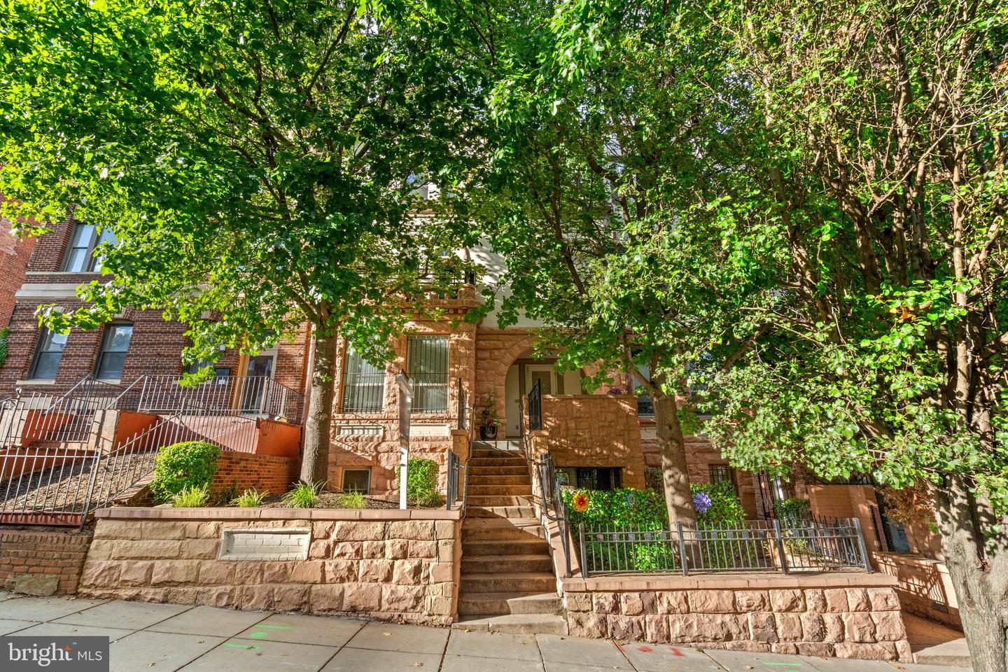 1421 CHAPIN ST NW #102, WASHINGTON, District Of Columbia 20009, 3 Bedrooms Bedrooms, ,3 BathroomsBathrooms,Residential,For sale,1421 CHAPIN ST NW #102,DCDC2223222 MLS # DCDC2223222