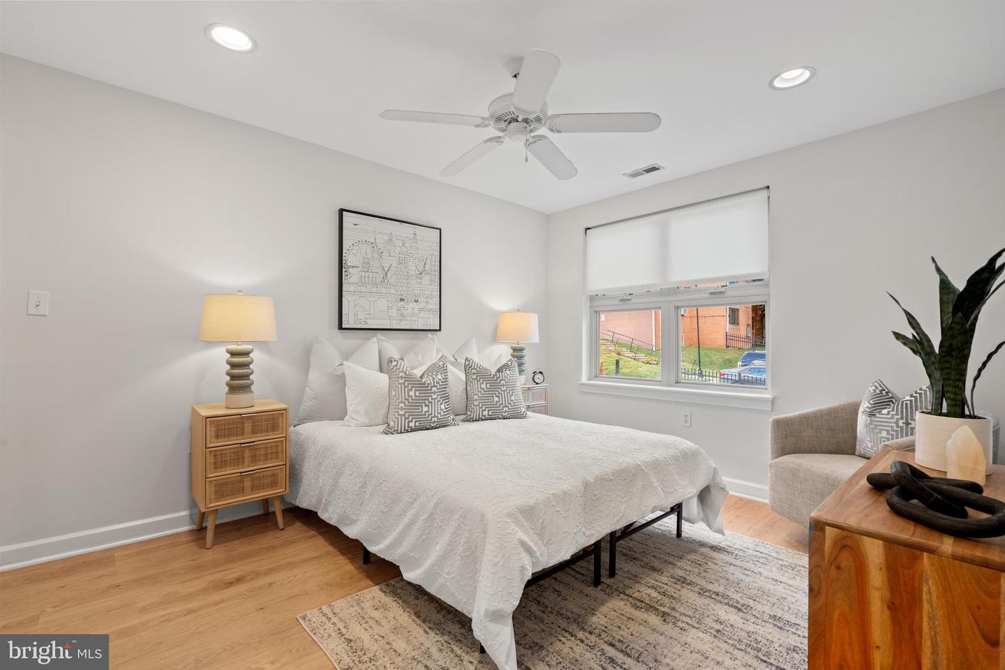 1421 CHAPIN ST NW #102, WASHINGTON, District Of Columbia 20009, 3 Bedrooms Bedrooms, ,3 BathroomsBathrooms,Residential,For sale,1421 CHAPIN ST NW #102,DCDC2223222 MLS # DCDC2223222