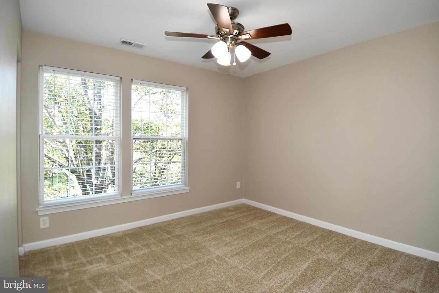11743 BARROWS LN, WOODBRIDGE, Virginia 22192, 4 Bedrooms Bedrooms, ,3 BathroomsBathrooms,Residential,For sale,11743 BARROWS LN,VAPW2104388 MLS # VAPW2104388