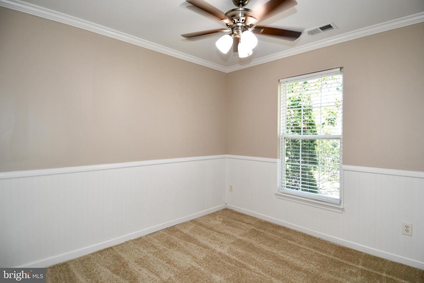 11743 BARROWS LN, WOODBRIDGE, Virginia 22192, 4 Bedrooms Bedrooms, ,3 BathroomsBathrooms,Residential,For sale,11743 BARROWS LN,VAPW2104388 MLS # VAPW2104388