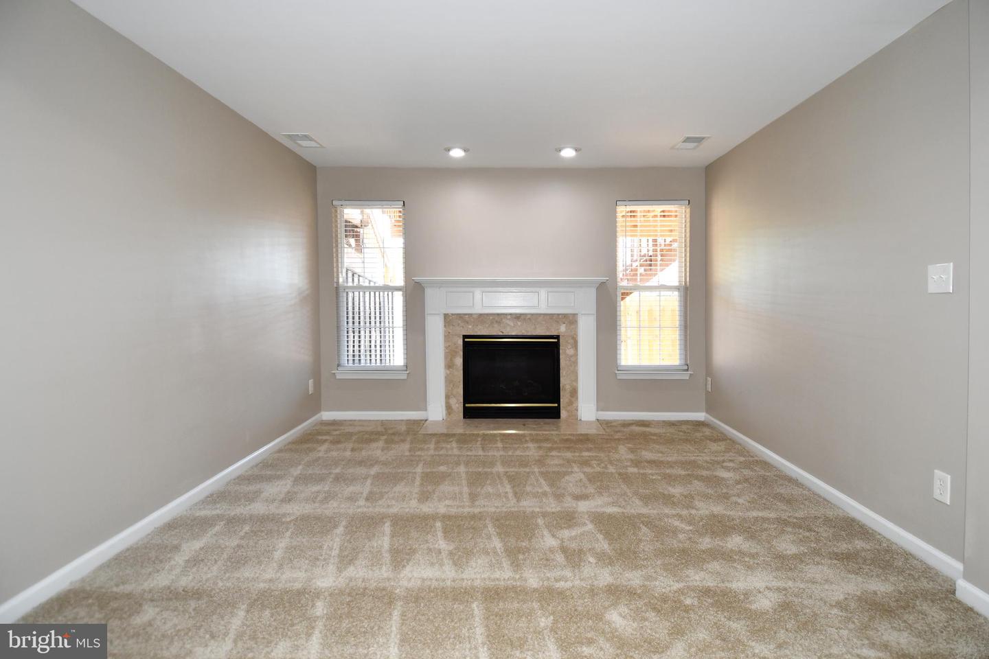 11743 BARROWS LN, WOODBRIDGE, Virginia 22192, 4 Bedrooms Bedrooms, ,3 BathroomsBathrooms,Residential,For sale,11743 BARROWS LN,VAPW2104388 MLS # VAPW2104388