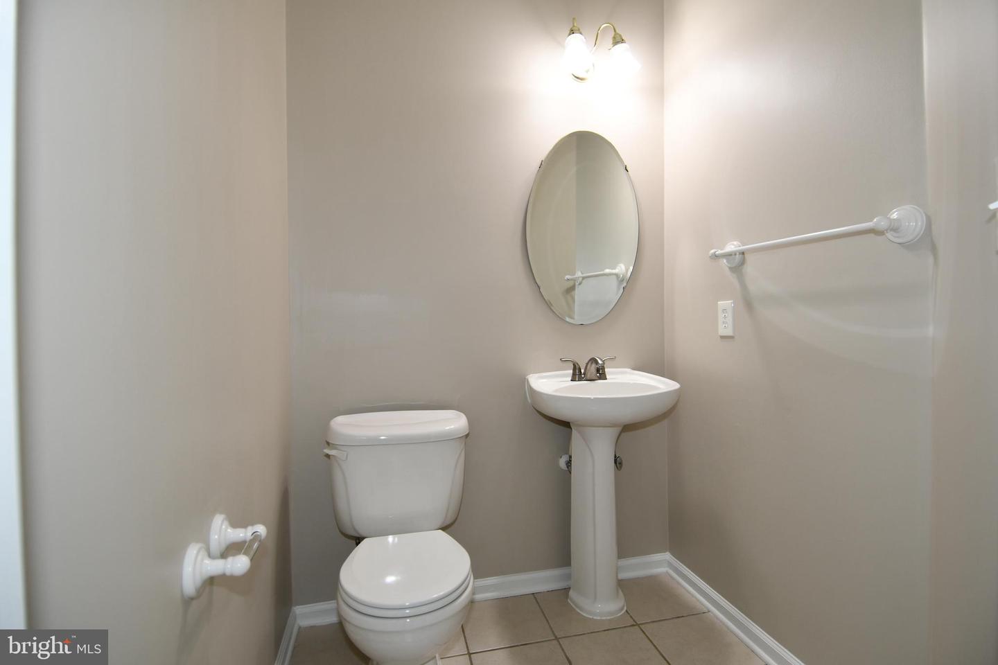 11743 BARROWS LN, WOODBRIDGE, Virginia 22192, 4 Bedrooms Bedrooms, ,3 BathroomsBathrooms,Residential,For sale,11743 BARROWS LN,VAPW2104388 MLS # VAPW2104388